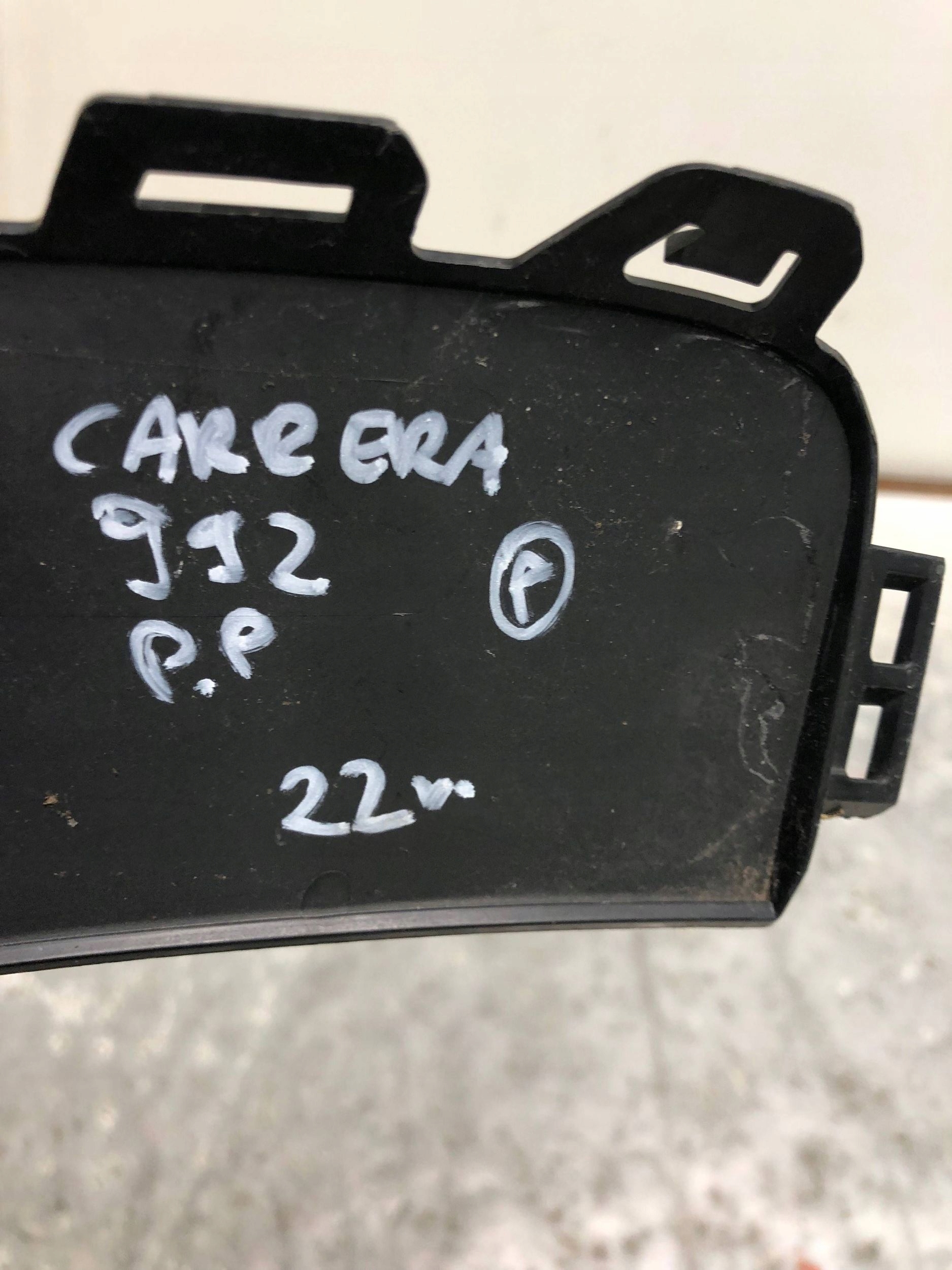 lišta nárazníku pravý předek PORSCHE 992 992807764