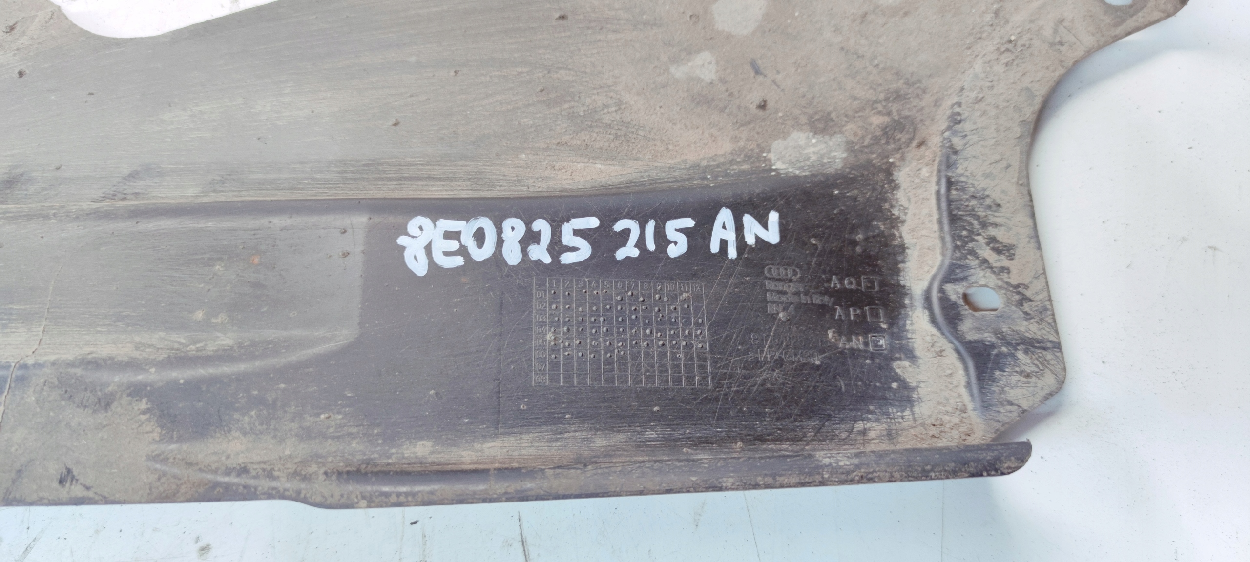 cover chassis left rear part AUDI A4 B6 B7 8E0825215AN