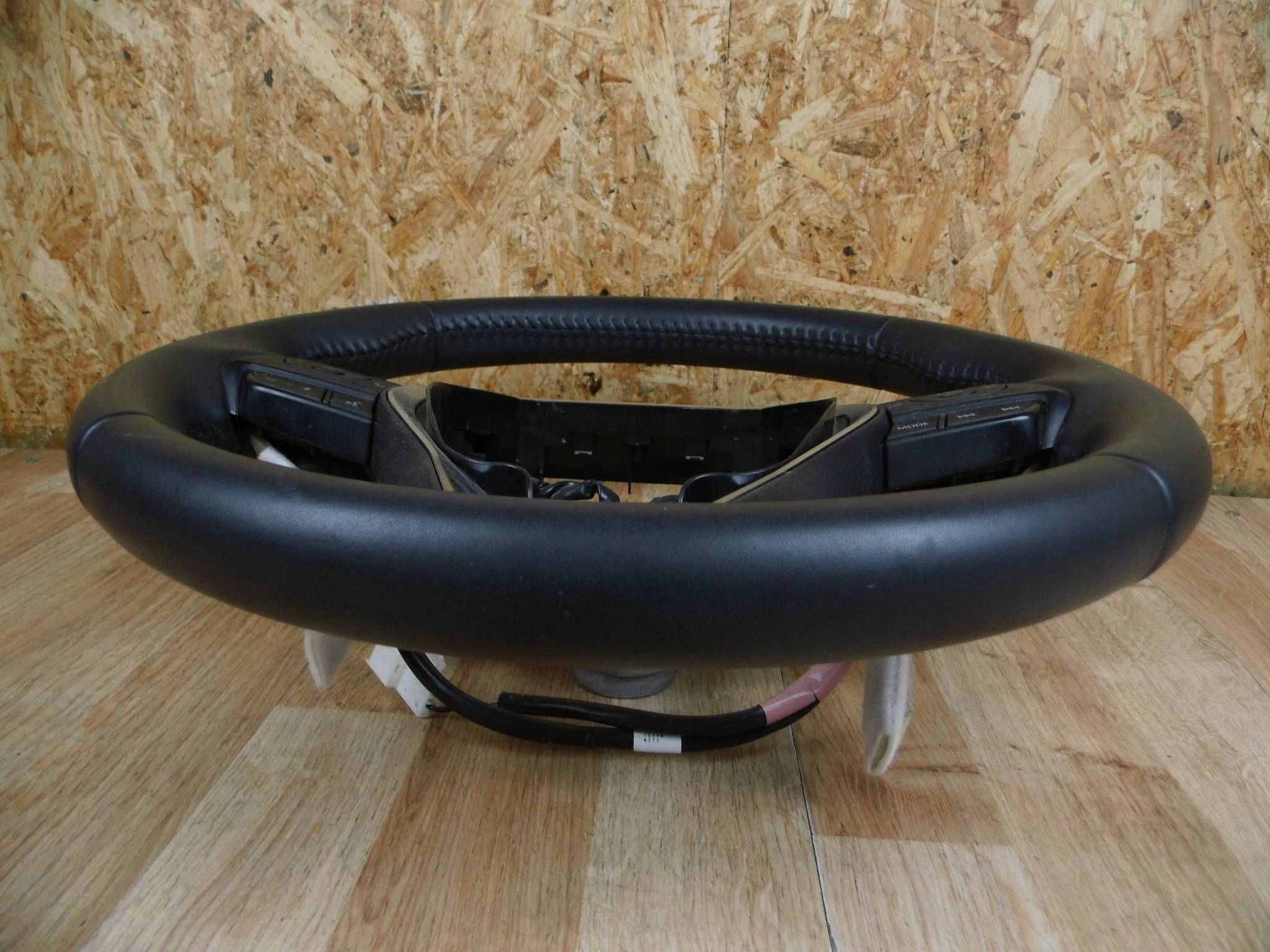 Toyota RAV4 V 2018+ lenkrad GRZANA