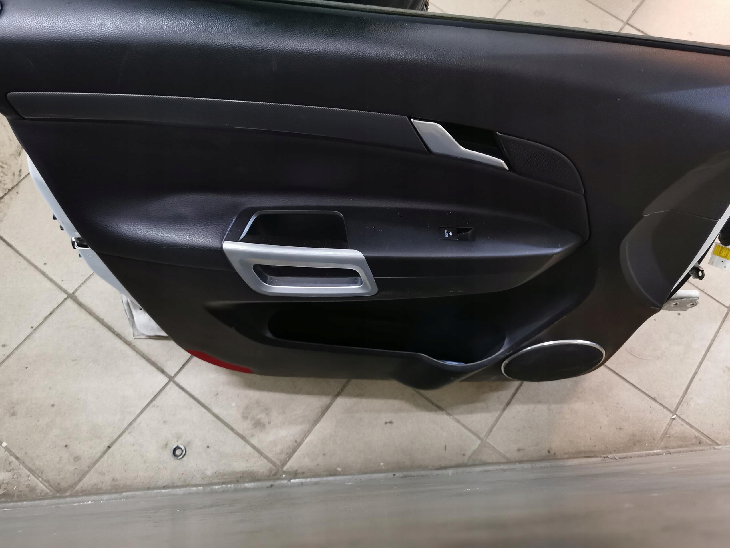 door complete left front OPEL ANTARA LIFT 10-15