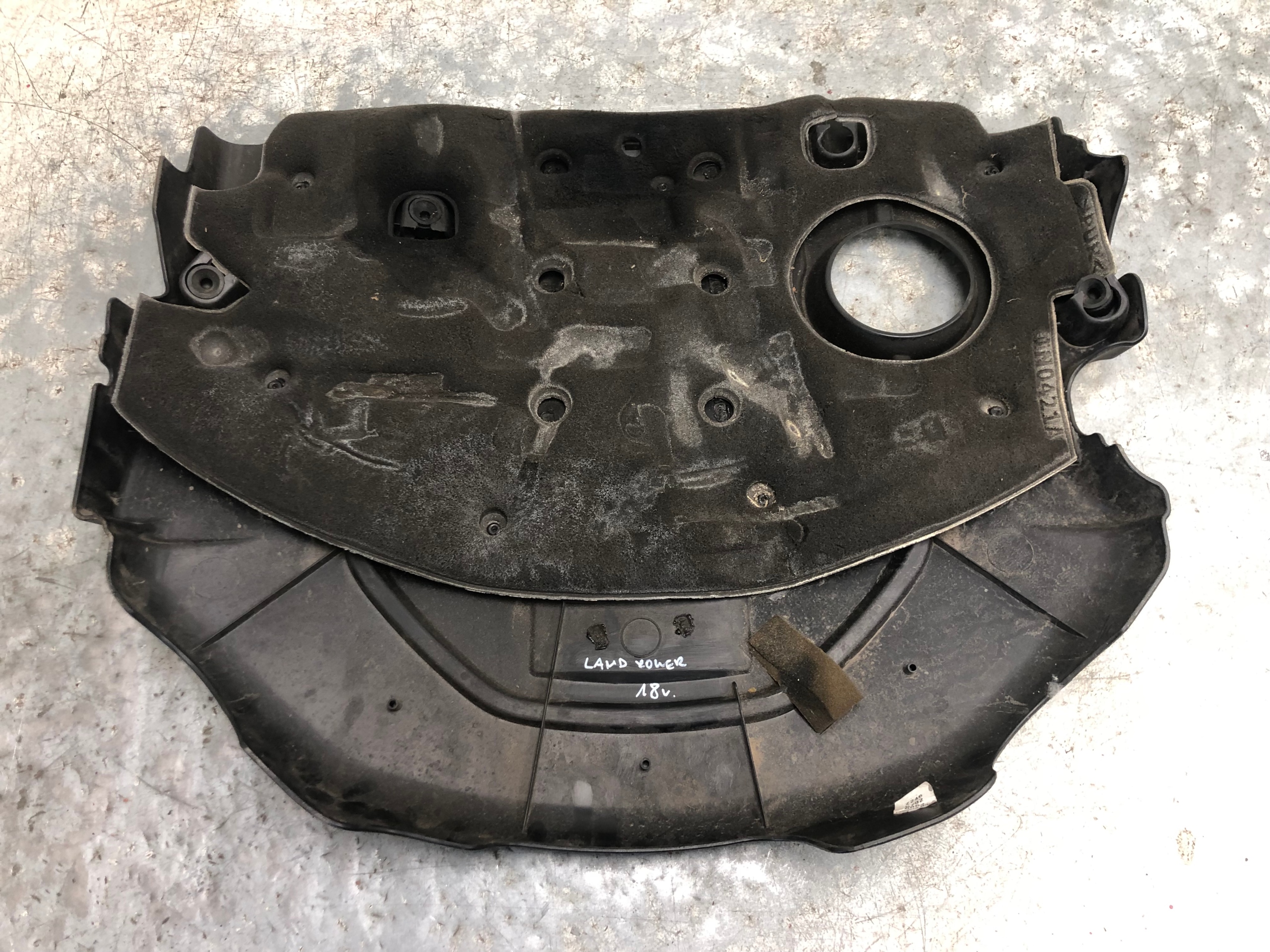 Abdeckung Blende Abdeckung DES MOTORS LAND ROVER FPLA-6A949-DB