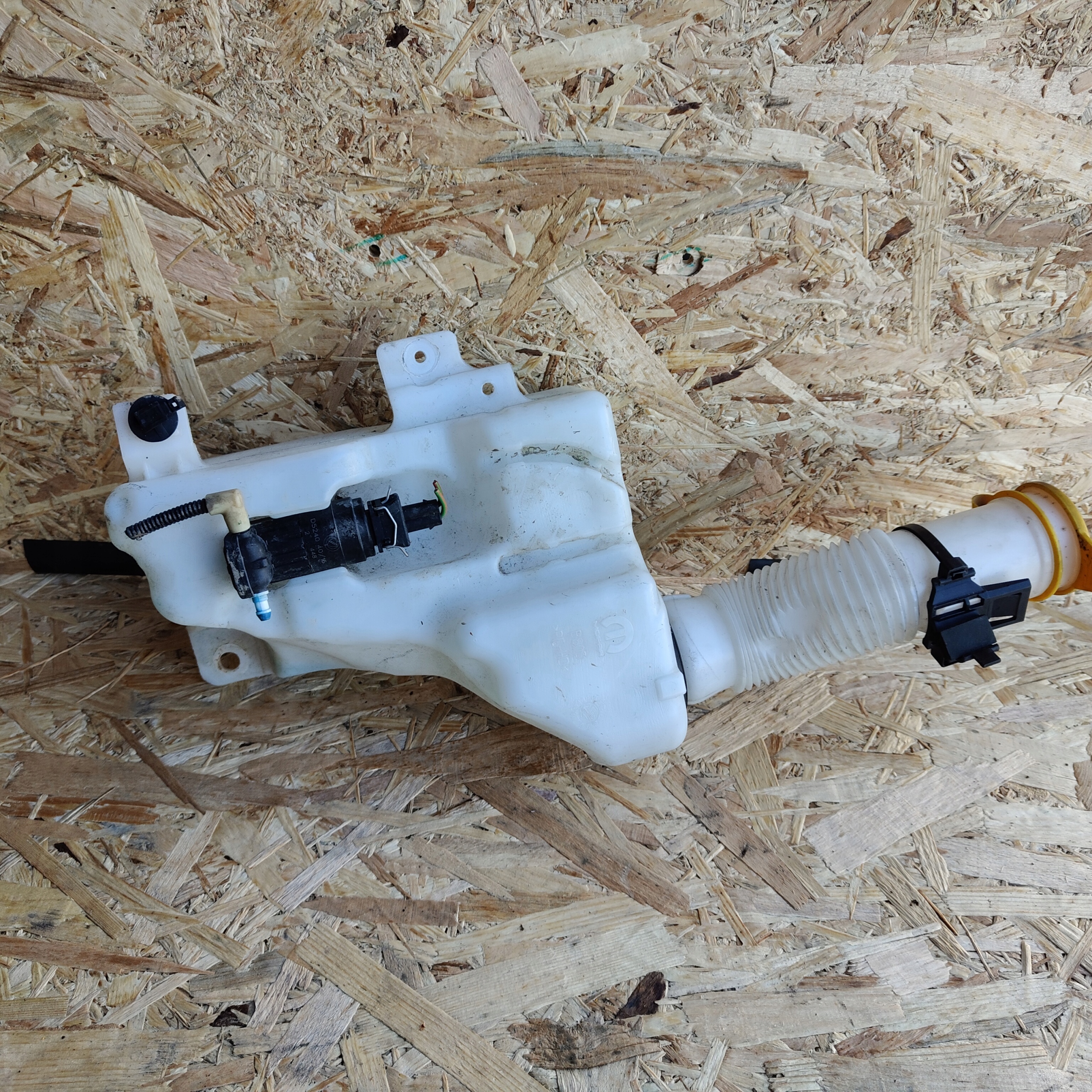 washer fluid tank JEEP RENEGADE