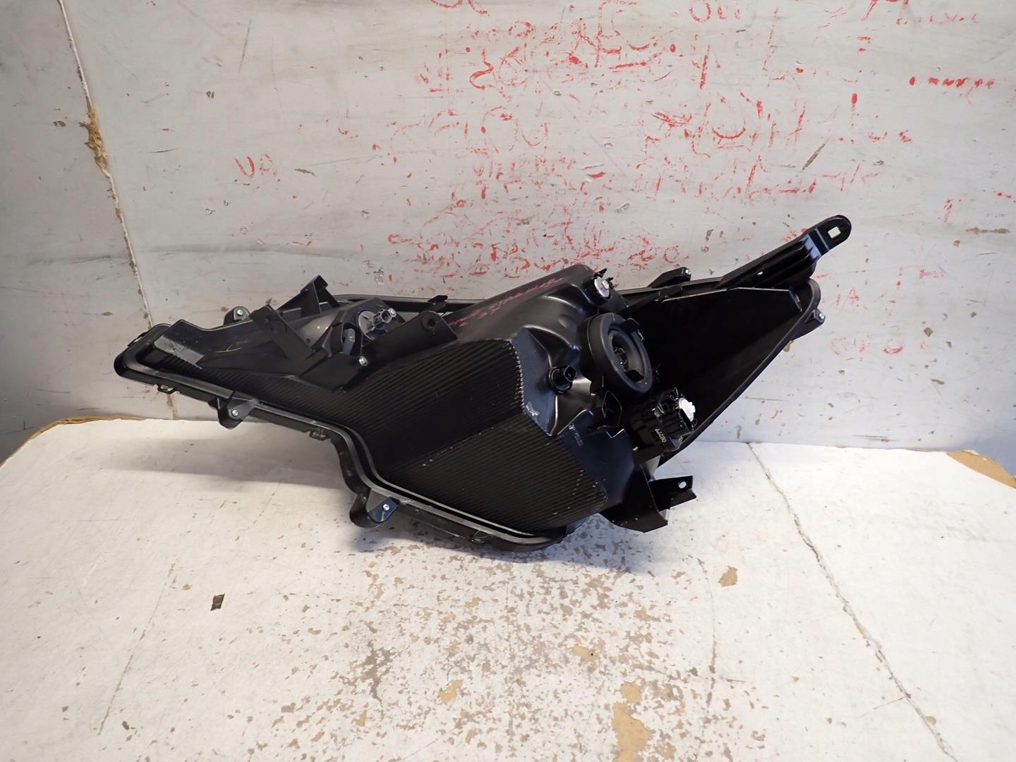 light front front right MITSUBISHI SPACE STAR III 2019