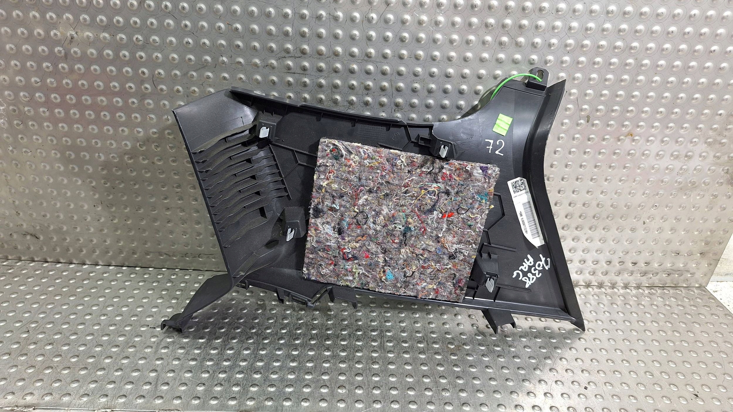 cover SLUPKA left rear part 5G3867287C VW GOLF VII 3D