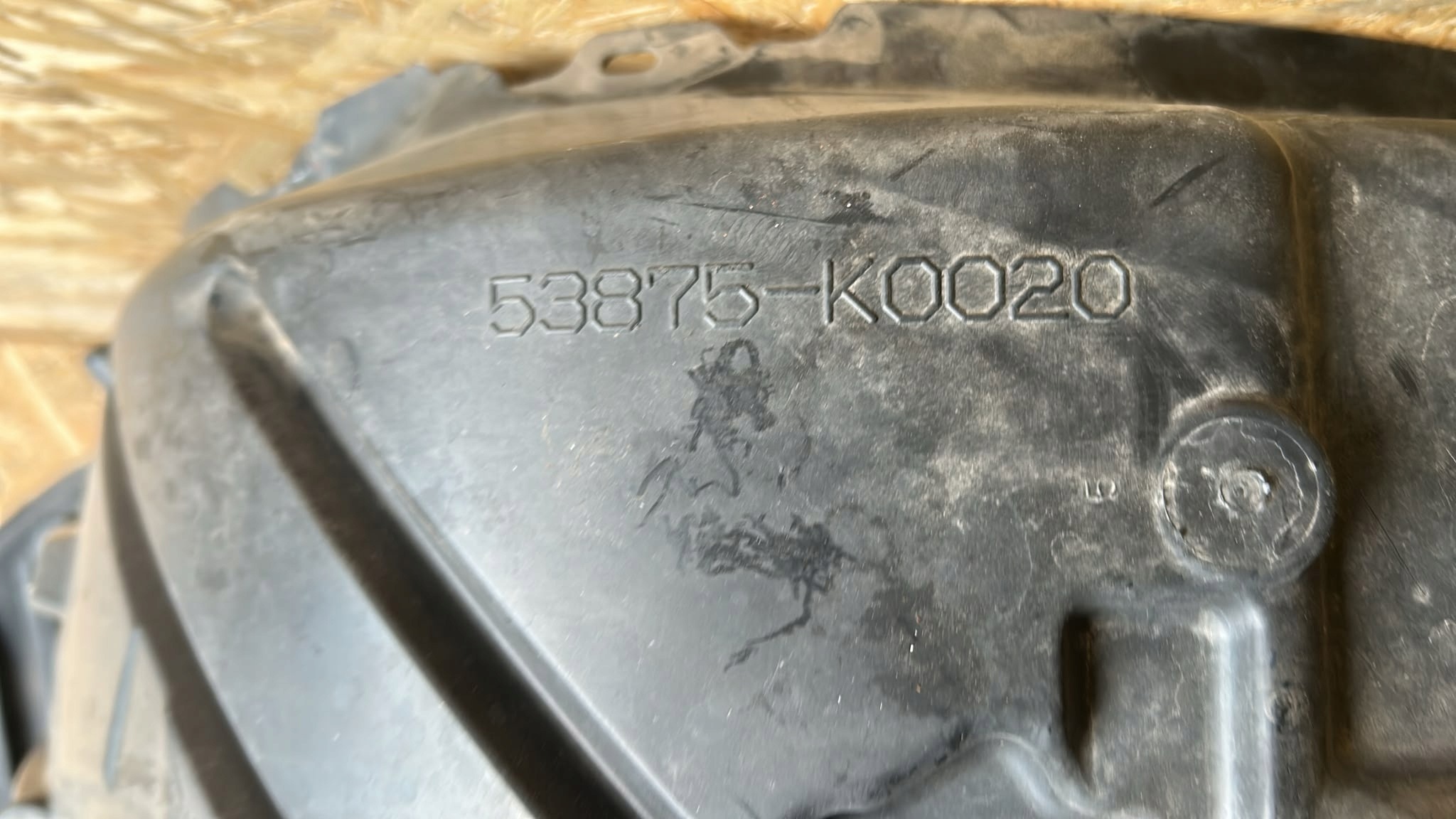 mudguard right right front front TOYOTA YARIS IV 20