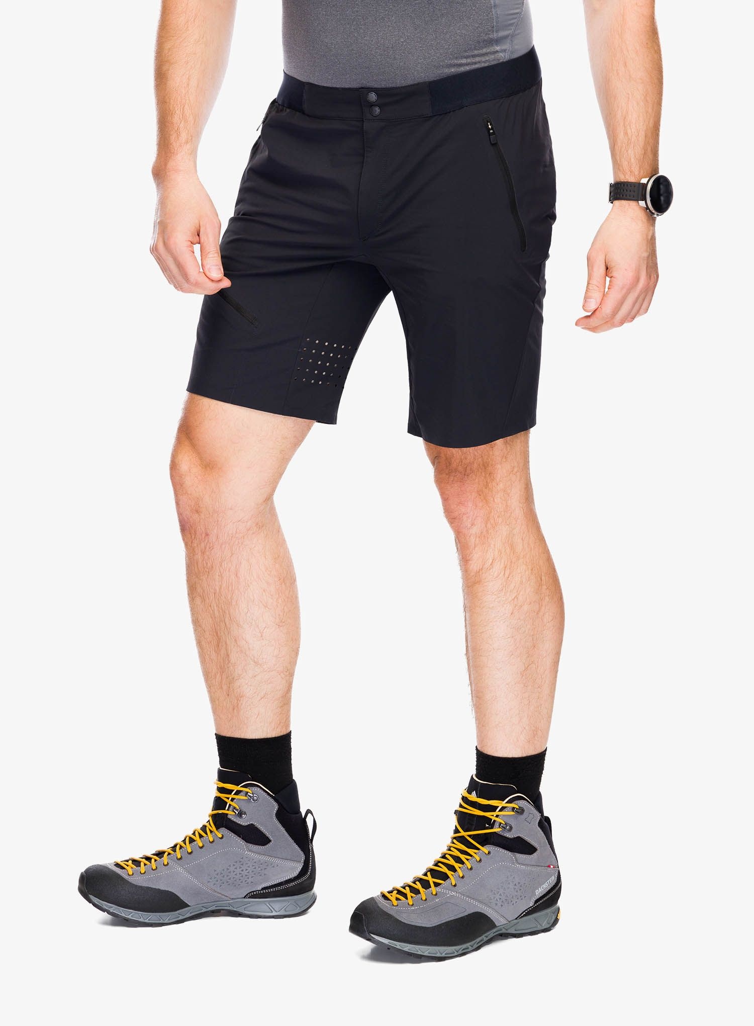 Kraťasy kraťasy Vaude Scopi Lw Shorts II black uni 50 (M)