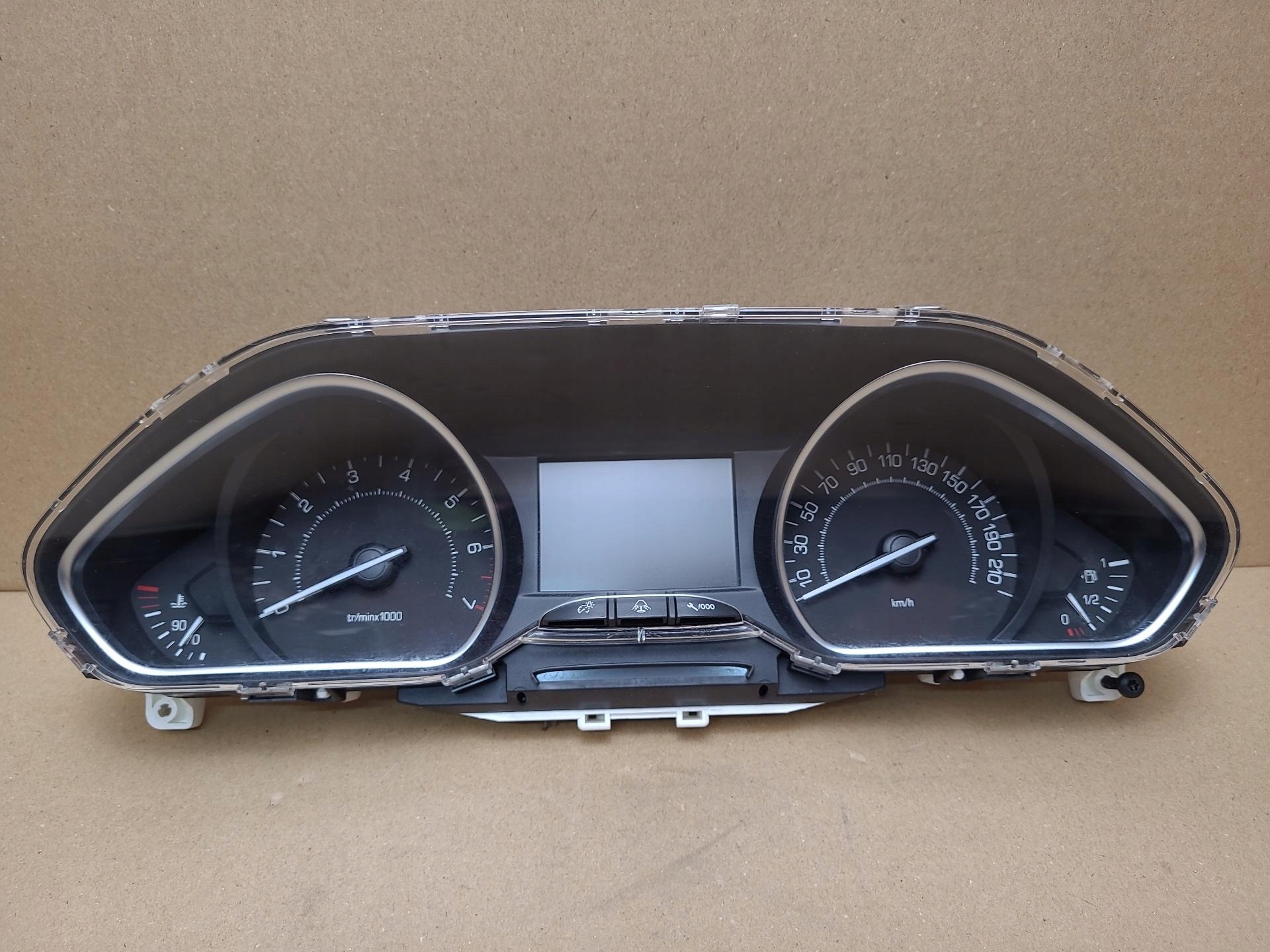 dials Peugeot 208 2013 9675182680