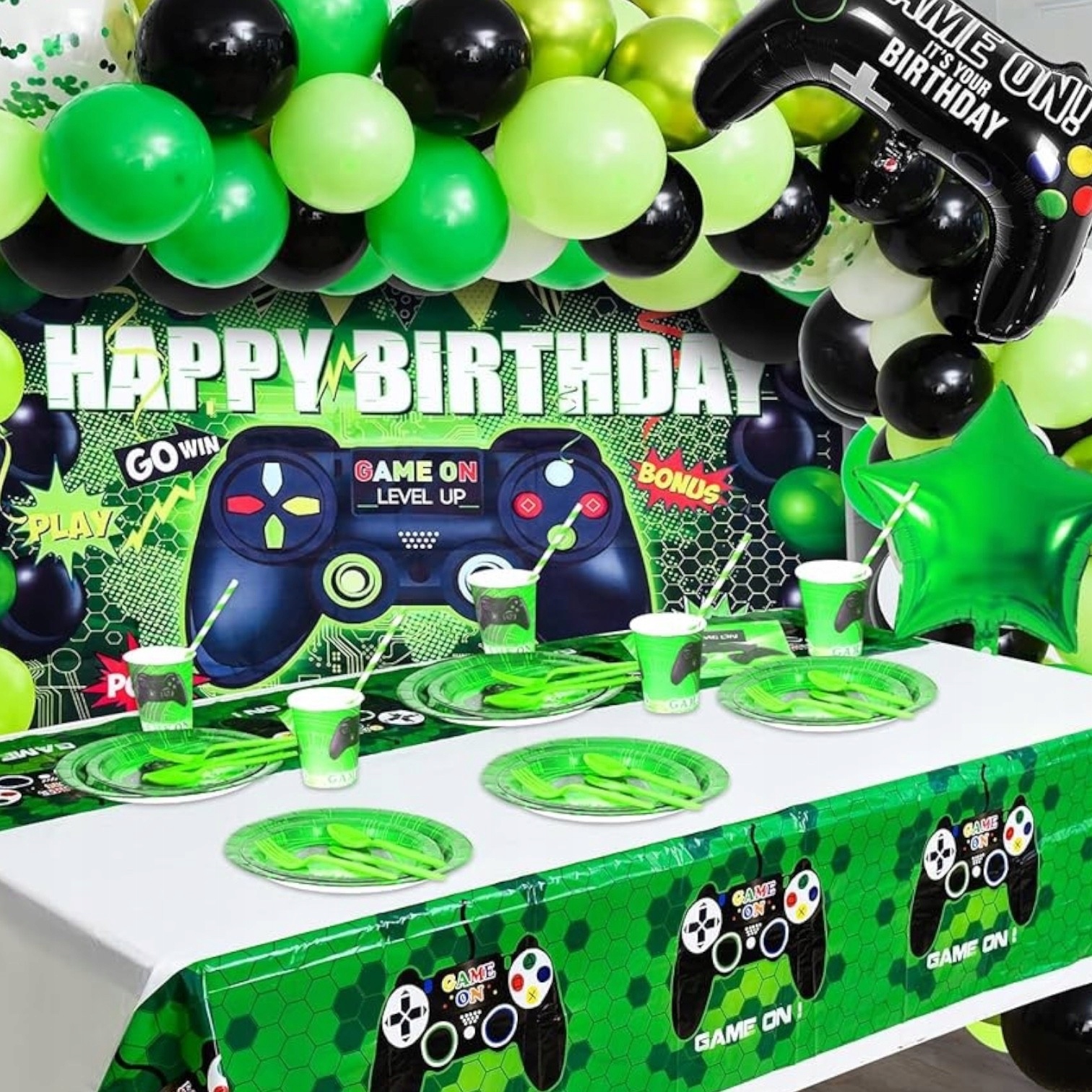 ZESTAW GAMINGOWY Talerze Kubki Słomki Jednorazowe PIXEL Gracz GAMER 6 osób Kolor zielony