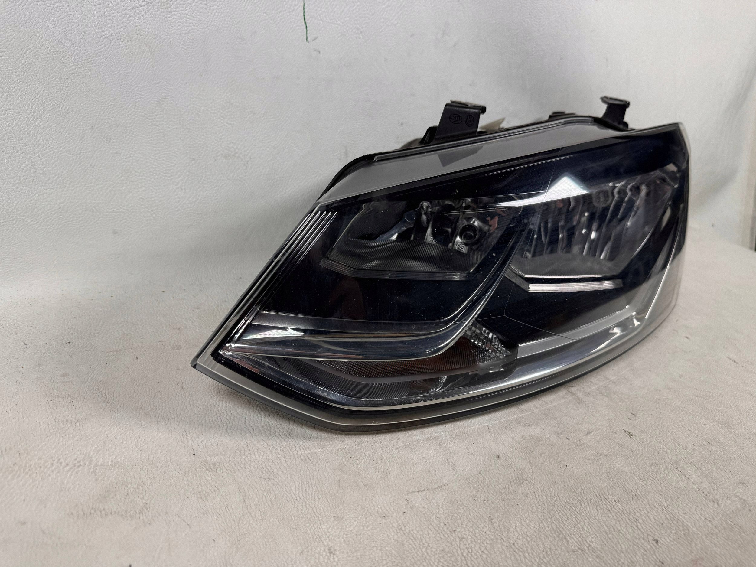Vw Polo 6C Lift FL 14- light left front front
