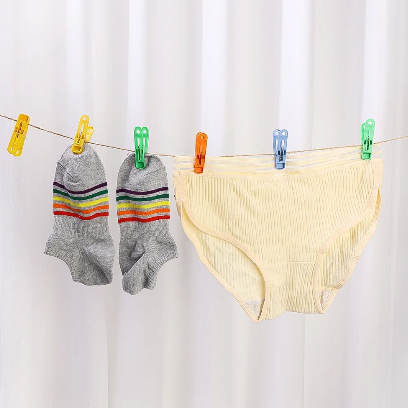 KLAMERKI SPINACZE DO PRANIA UBRAŃ BIELIZNY PLASTIKOWE 20 SZTUK Materiał plastik