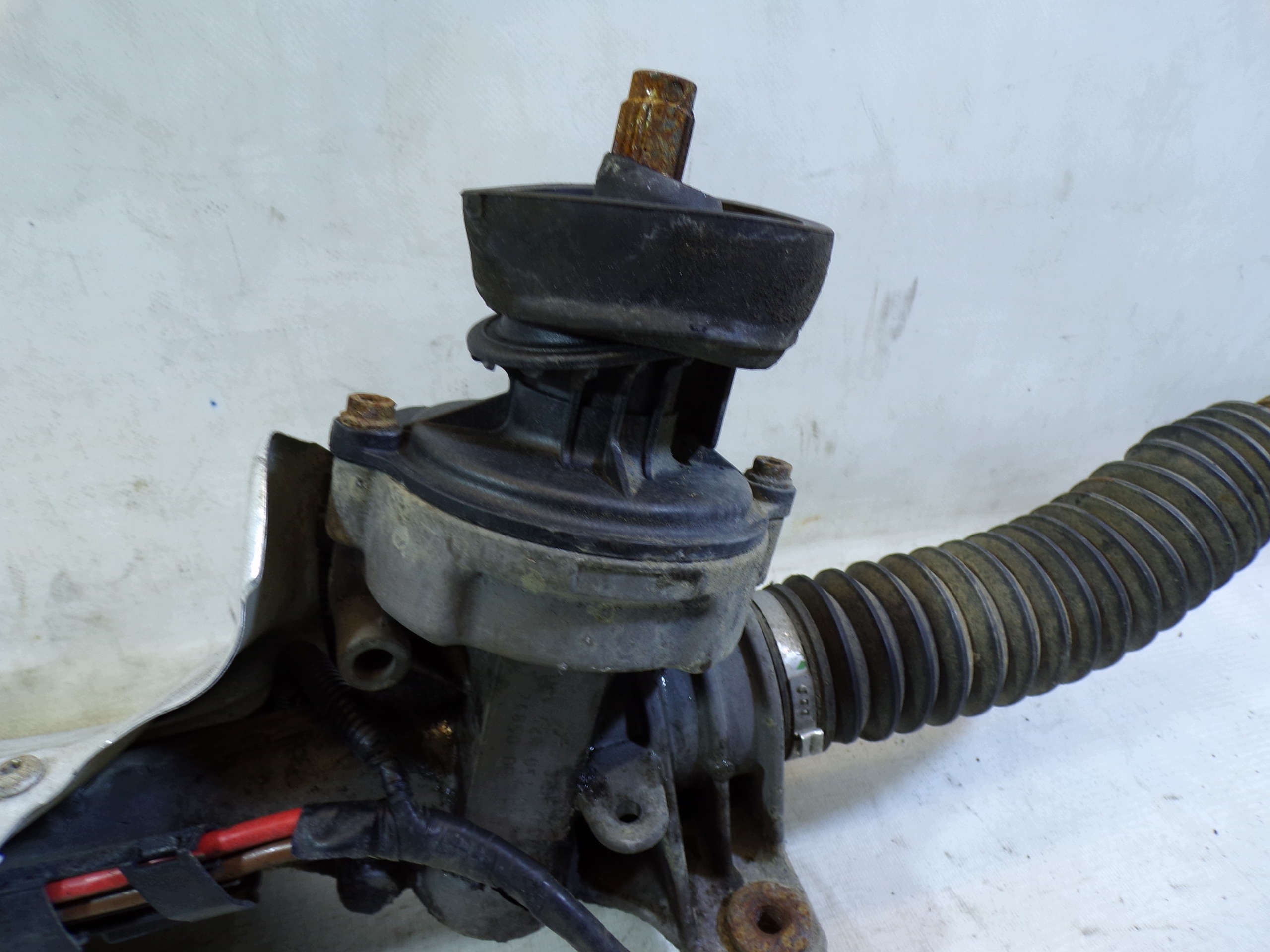 servo riadenie PASSAT B6 GOLF V CADDY 3 TOURAN OCTACIA 2 (2) (K3)
