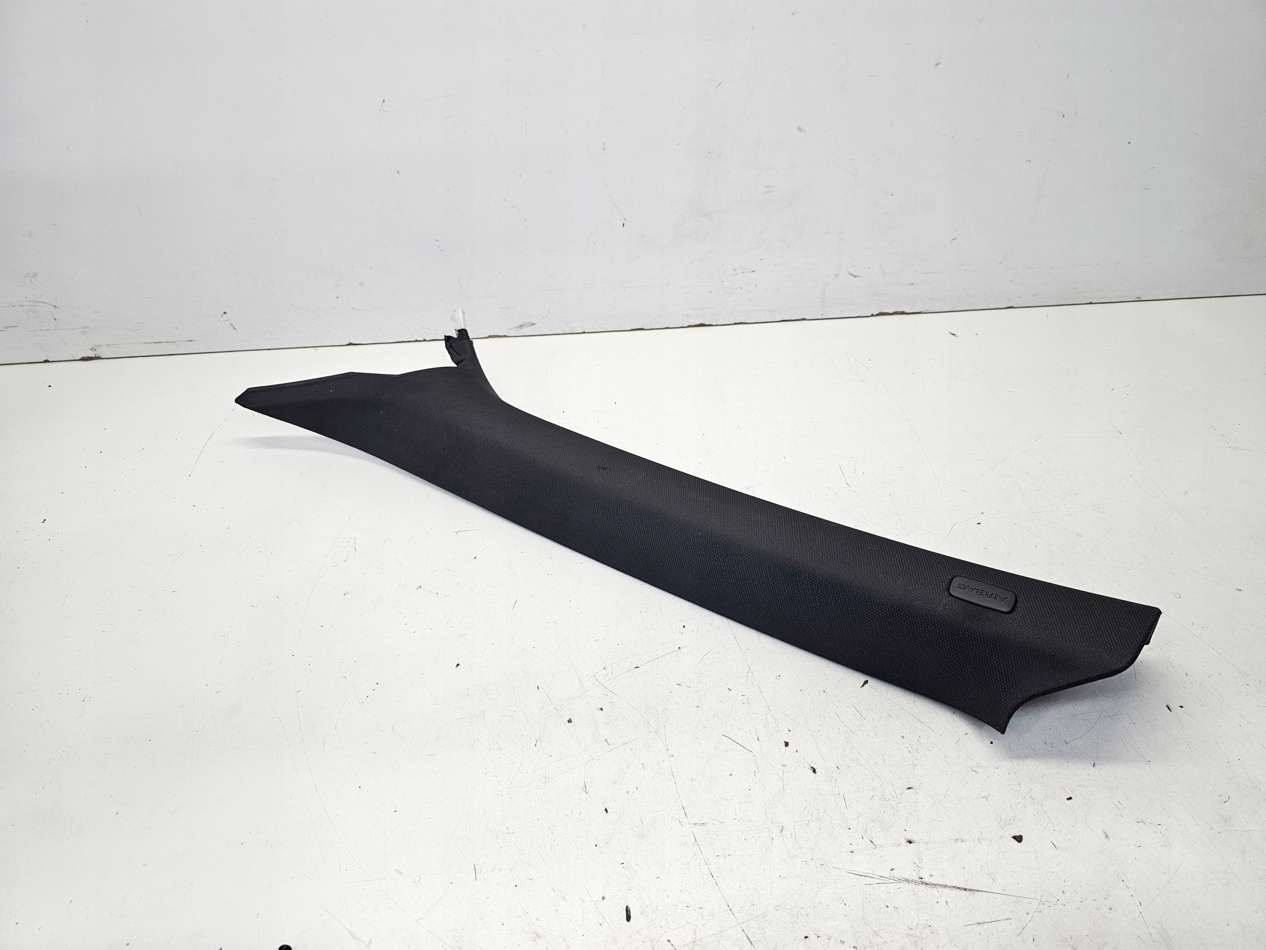 cover SLUPKA A left AUDI A5 COUPE 8T0867233B