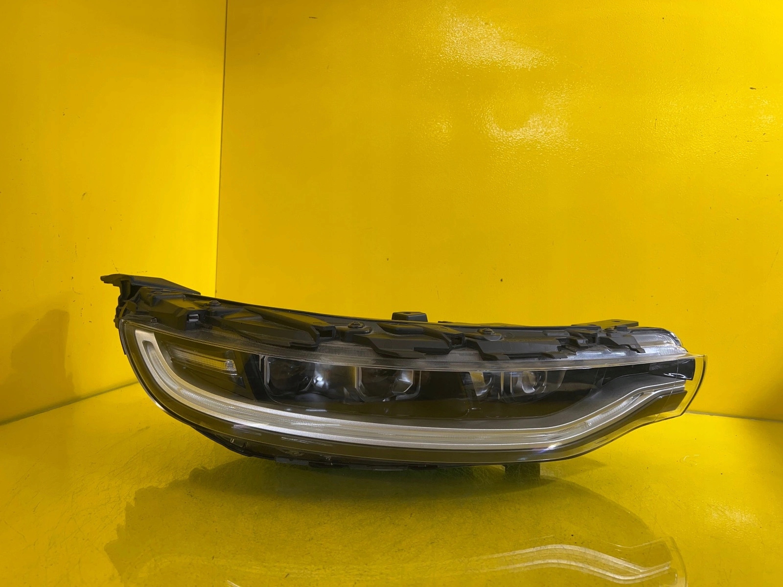 Licht rechts KIA SOUL E full led 18+
