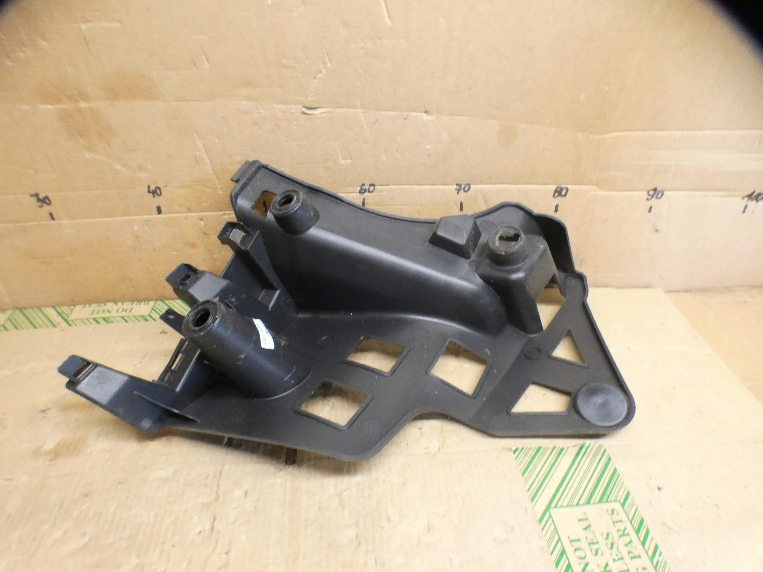 bumper bracket rear part right left DS4 CROSSBACK II 9830978380 9830978280