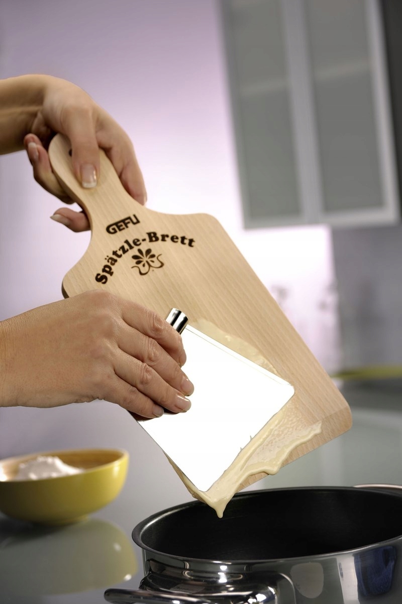 Drewniana deska do makaronu PANELO Długość 32 cm