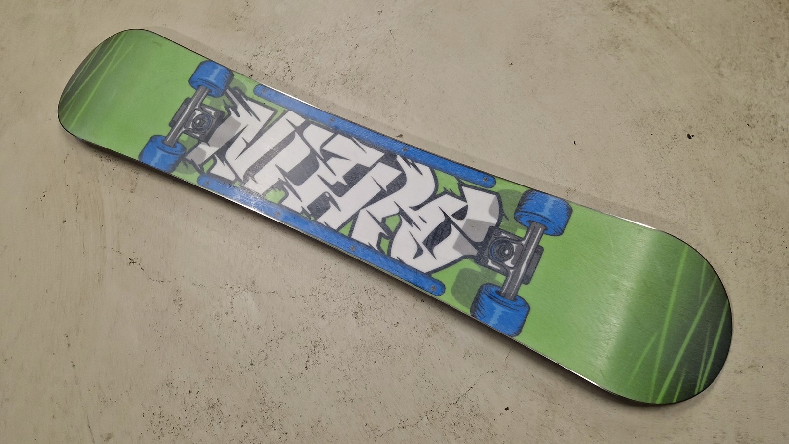 DESKA SNOWBOARDOWA NITRO RIPPER 132 Rodzaj Directional twin