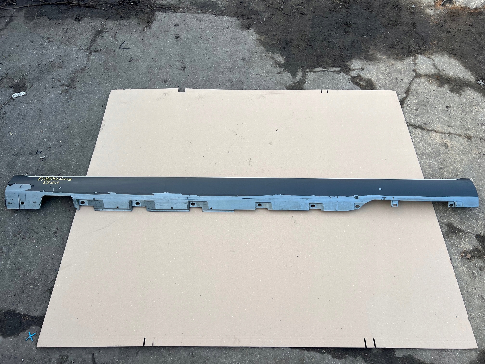 AUDI A8 D4 LONG moulding cap threshold left 4H4853855B
