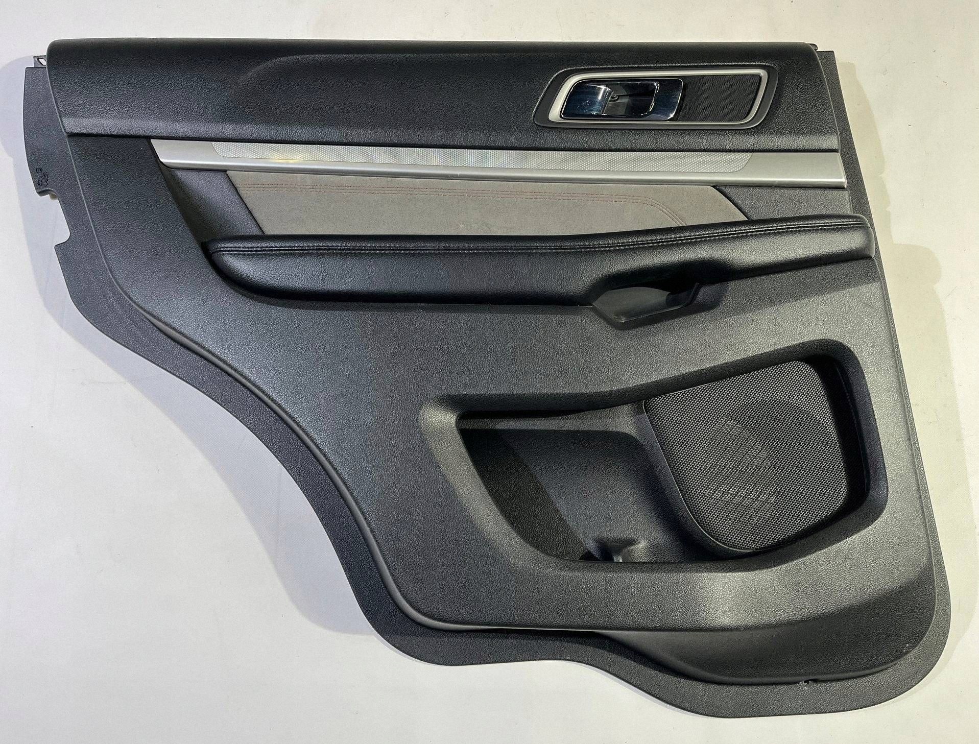 side rear left upholstery door rear part Ford Explorer V 2016-2019