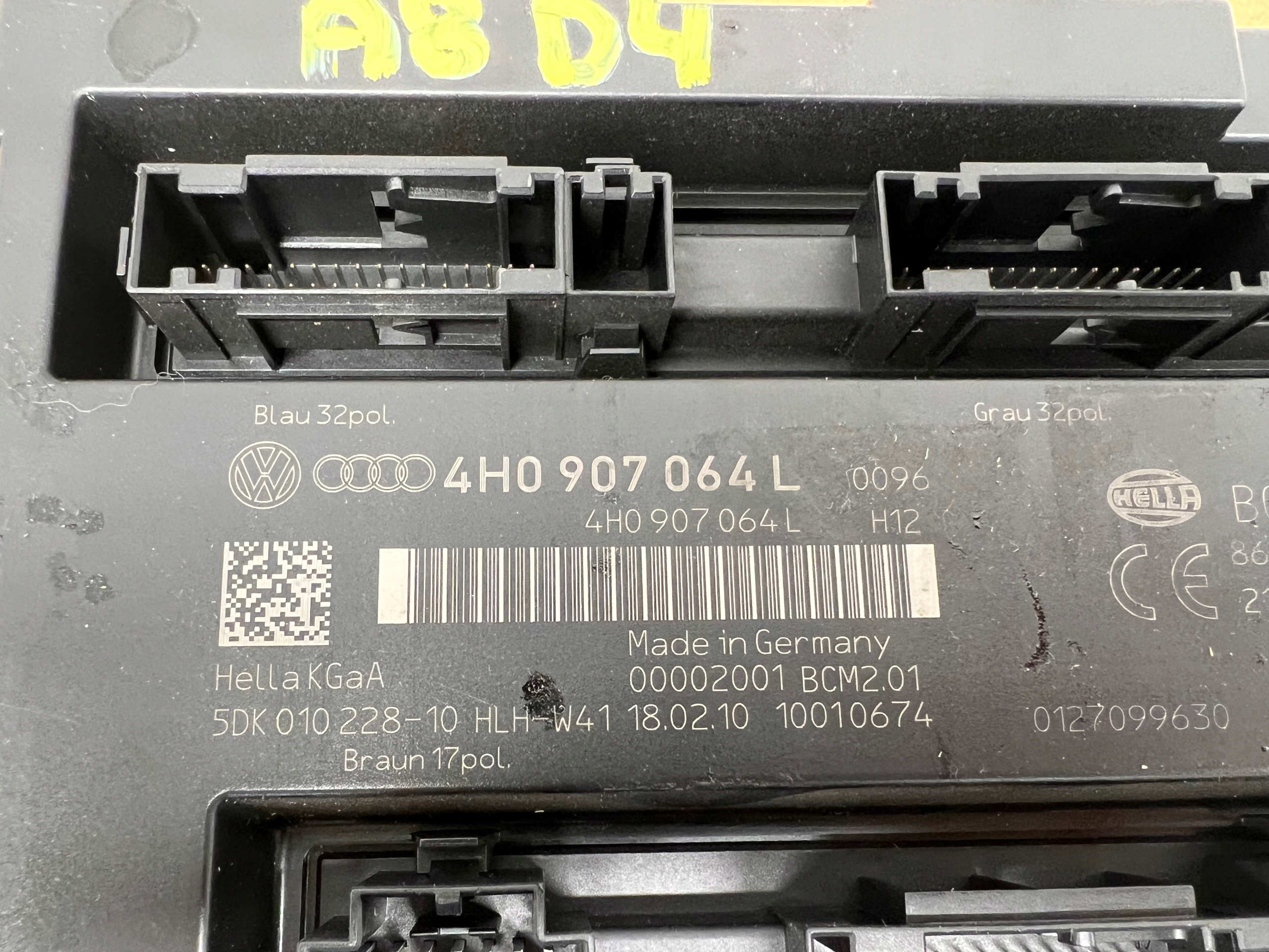 Audi A8 D4 Unité commande confort 4H0907064L