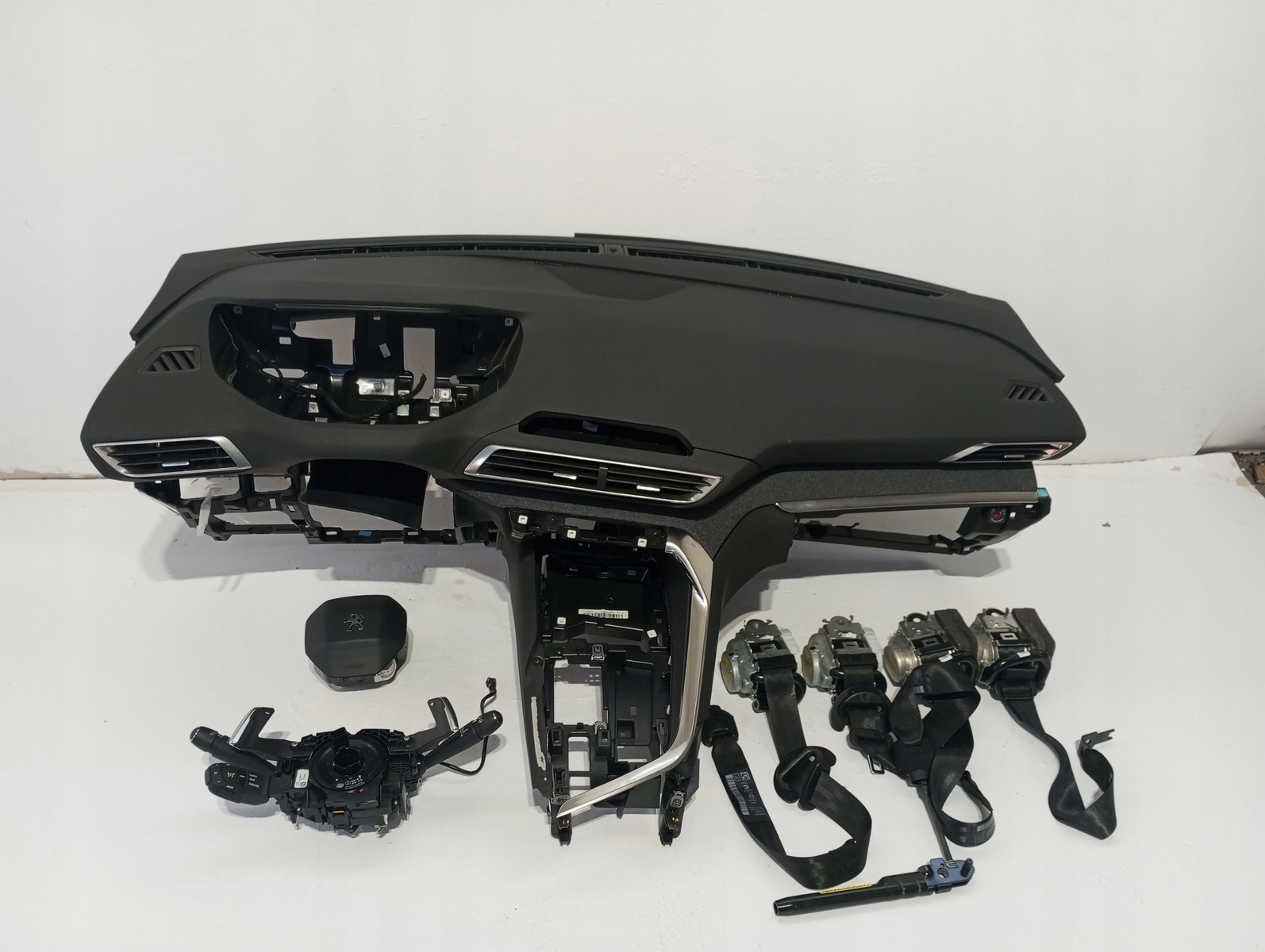 console dashboard PEUGEOT 3008 II
