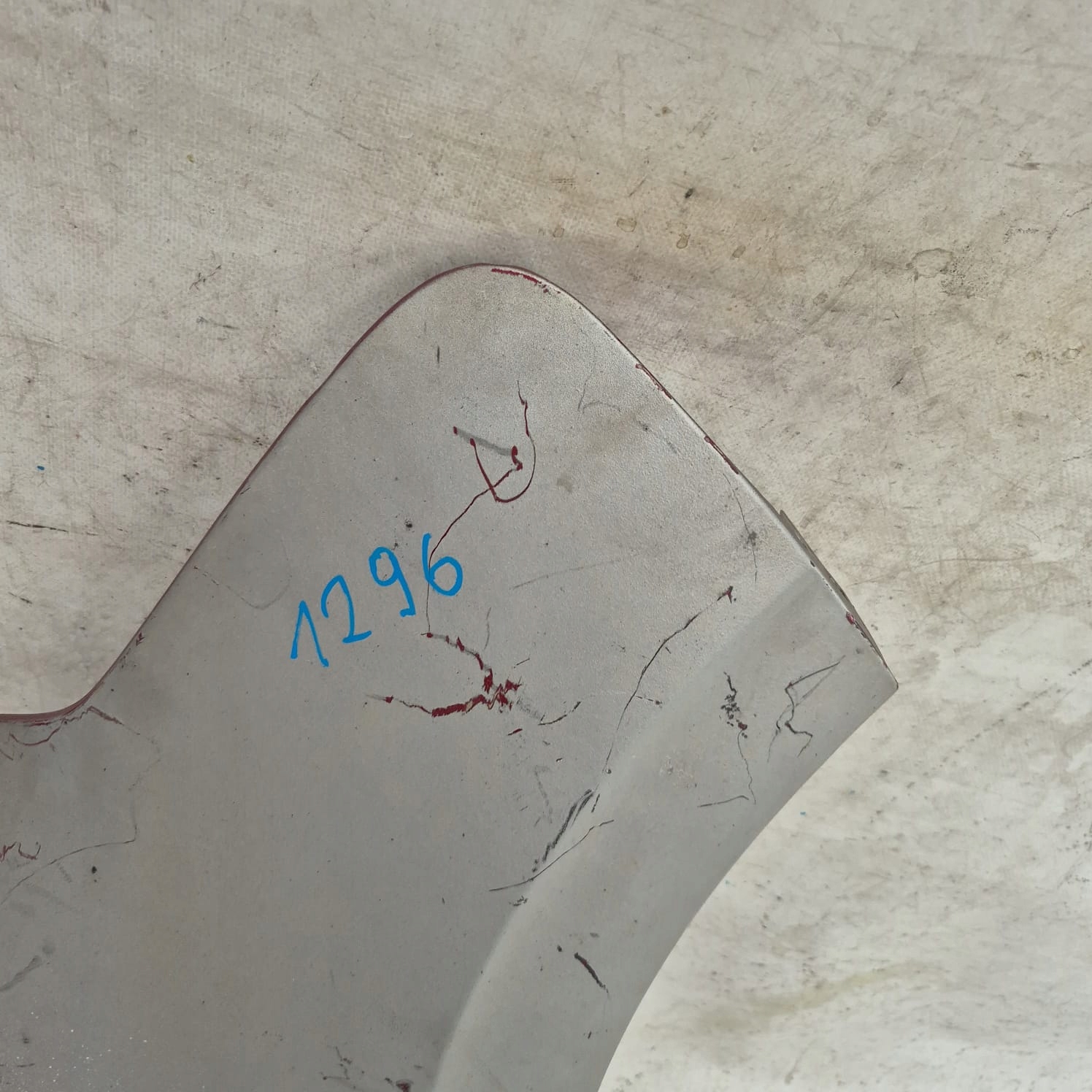 PEUGEOT 208 and 1 12-19 fender front front right