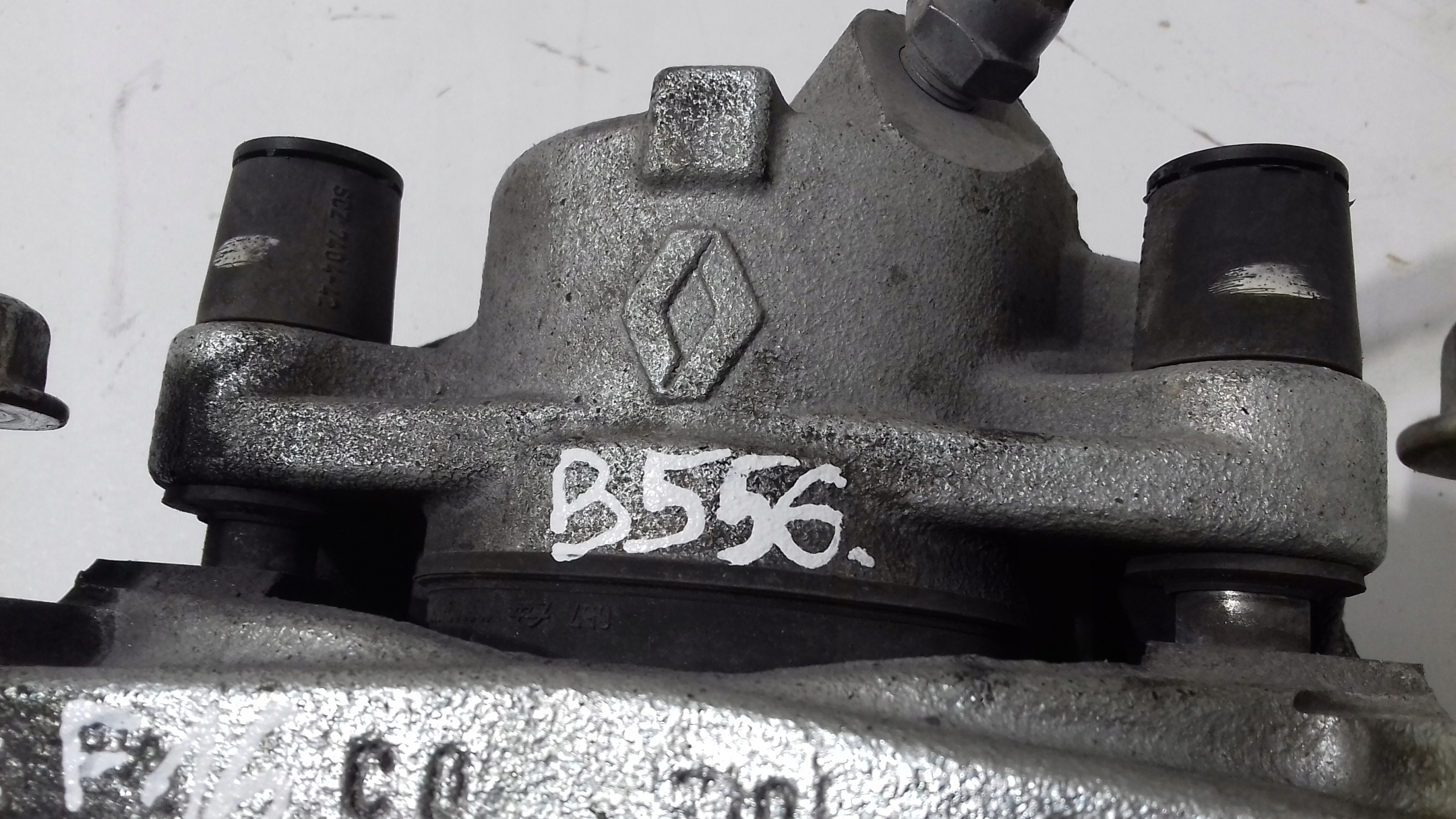 NISSAN JUKE F16 caliper brake right front