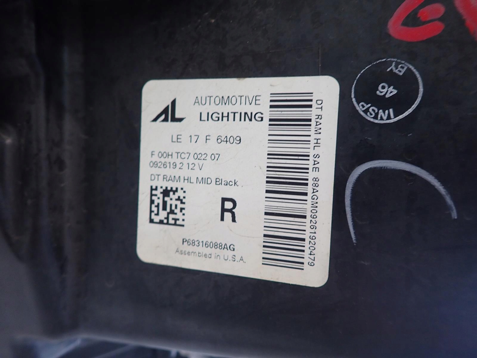 Lampa przód prawa DODGE RAM 1500 2019- FULL LED Typ samochodu Samochody osobowe