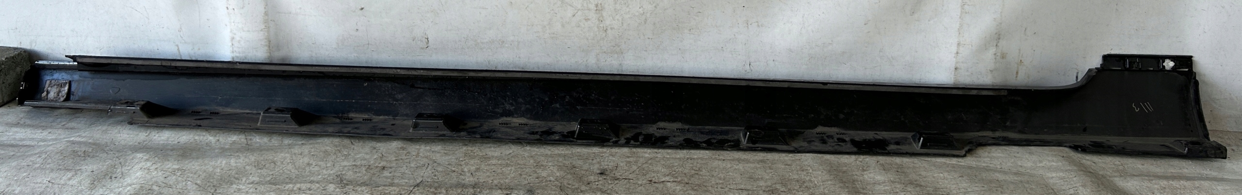 moulding threshold right VW PASSAT B8 3G0853858F