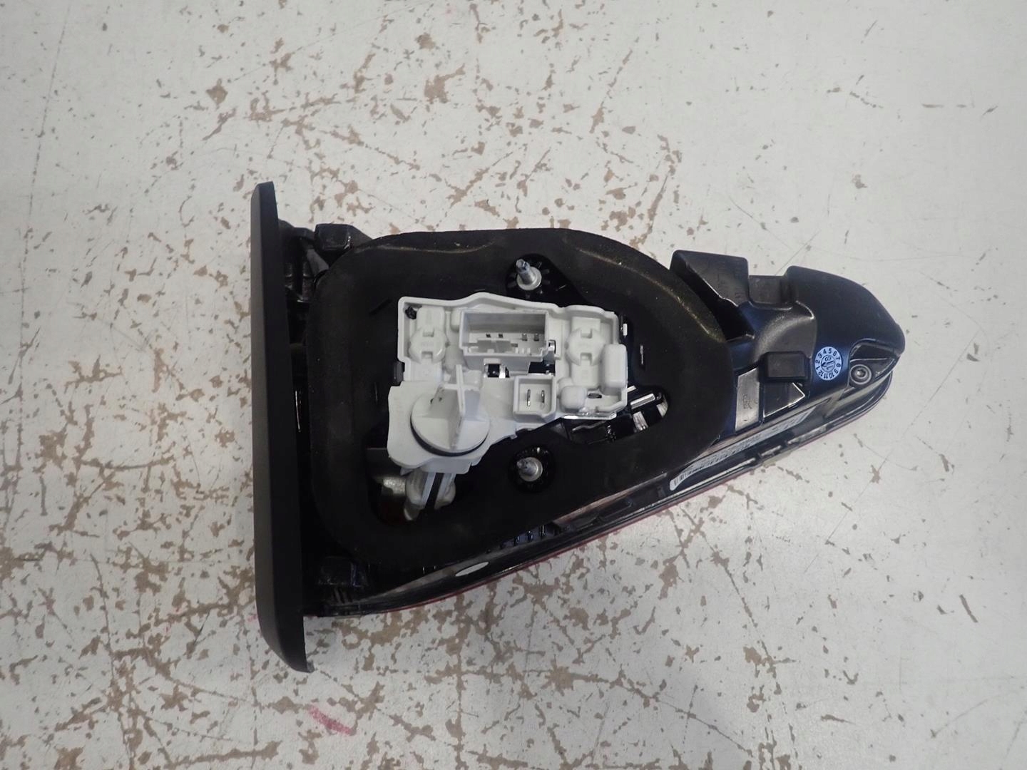 light rear part rear right VW TOURAN 2015- 5TA945094D
