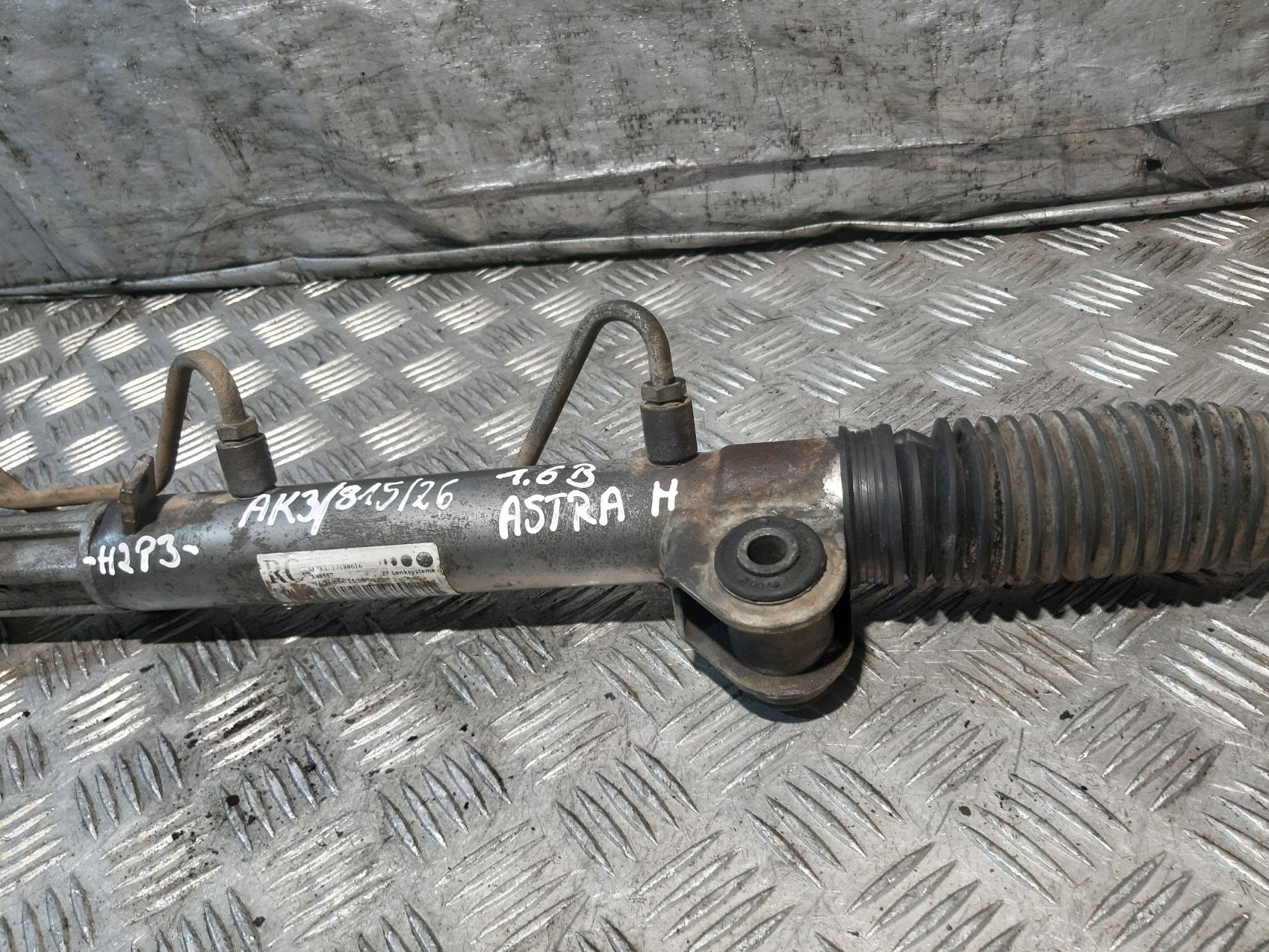 Boîter direction Boîter direction 13188616 OPEL ASTRA H