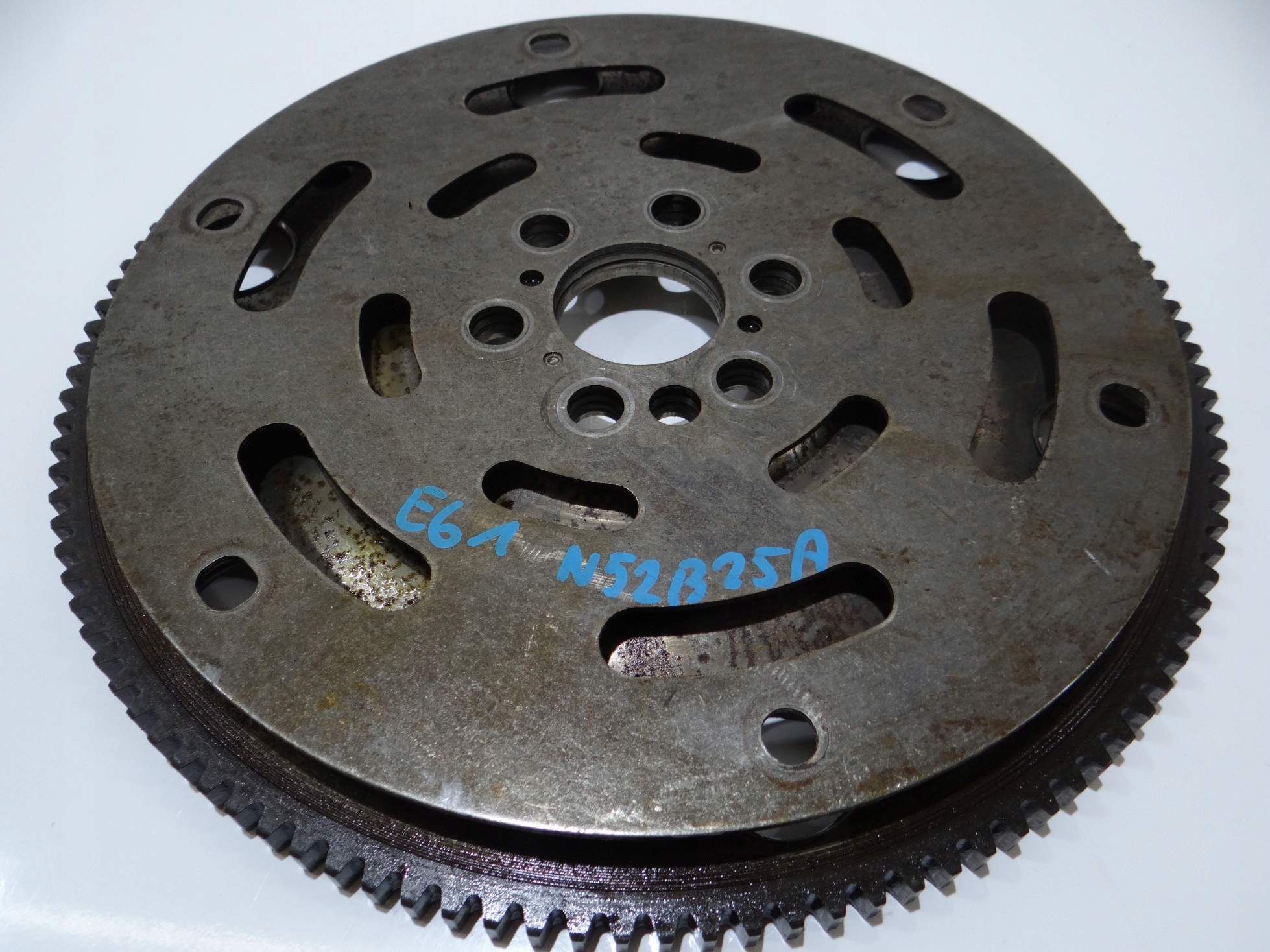 wheel flywheel BMW E60 E61 N53B25A 2.5i (4647986)
