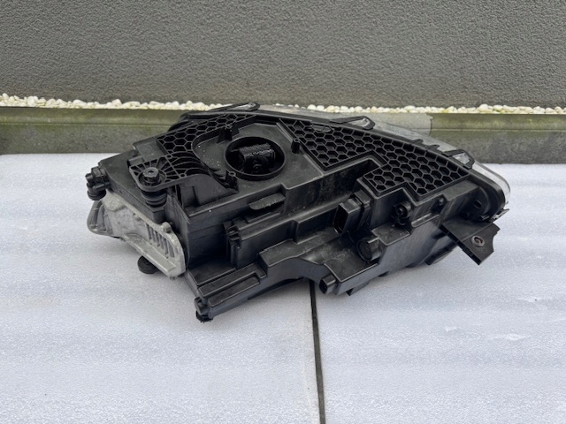 Licht rechts VW Caddy 2K Full Led