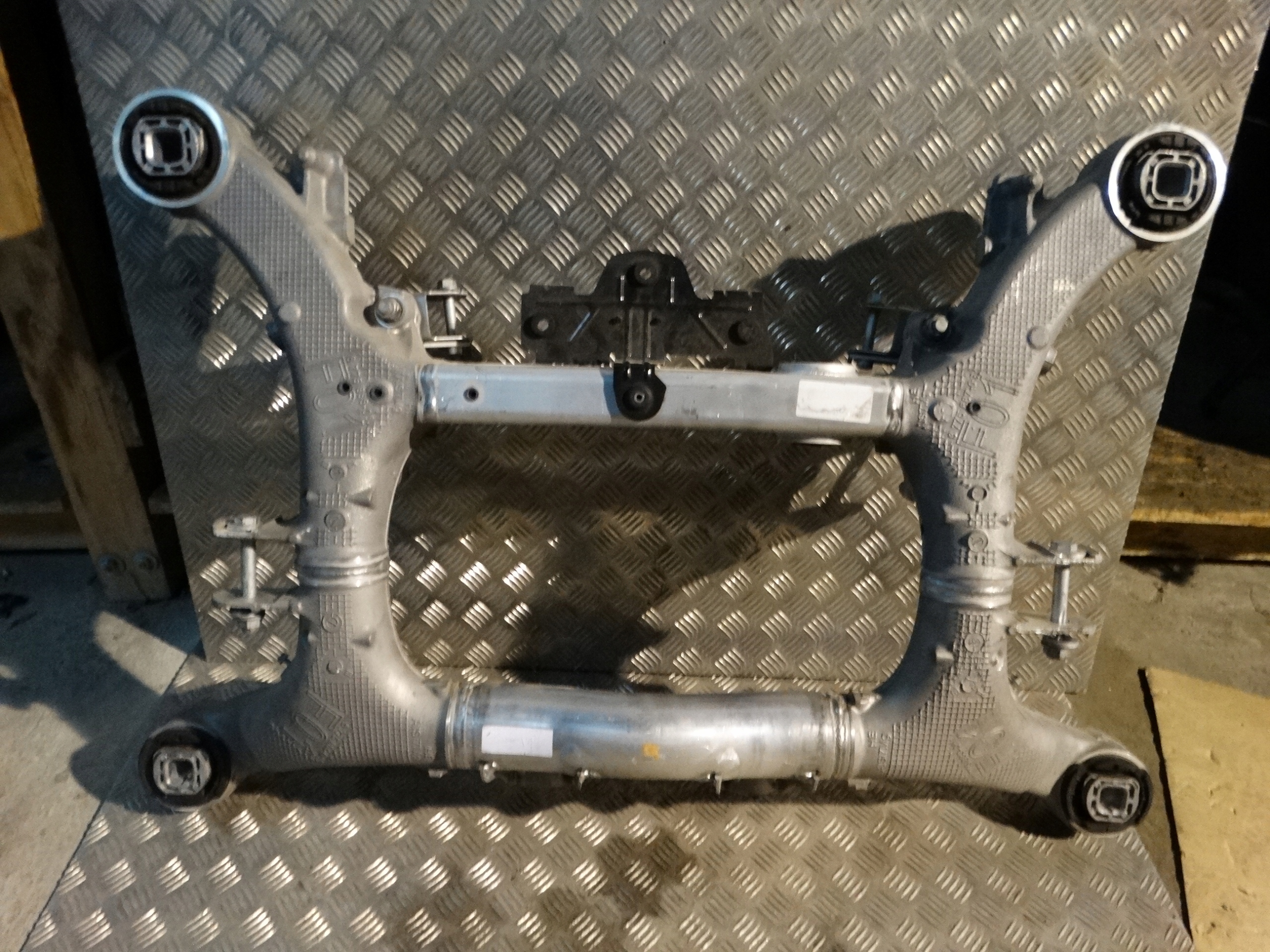 IDEALNY subframe rear ROLLS ROYCE RR4 RR5 RR6 1