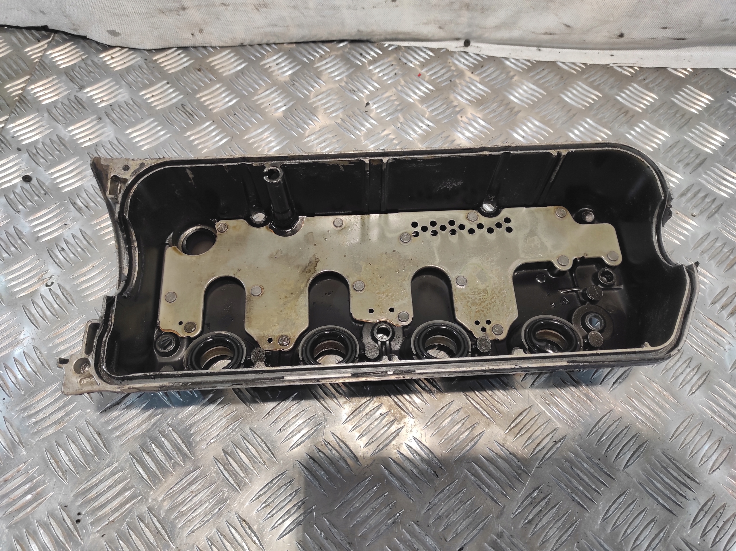 Abdeckung der Ventile HONDA CIVIC VII 7 COUPE 1.7 B 120 KM