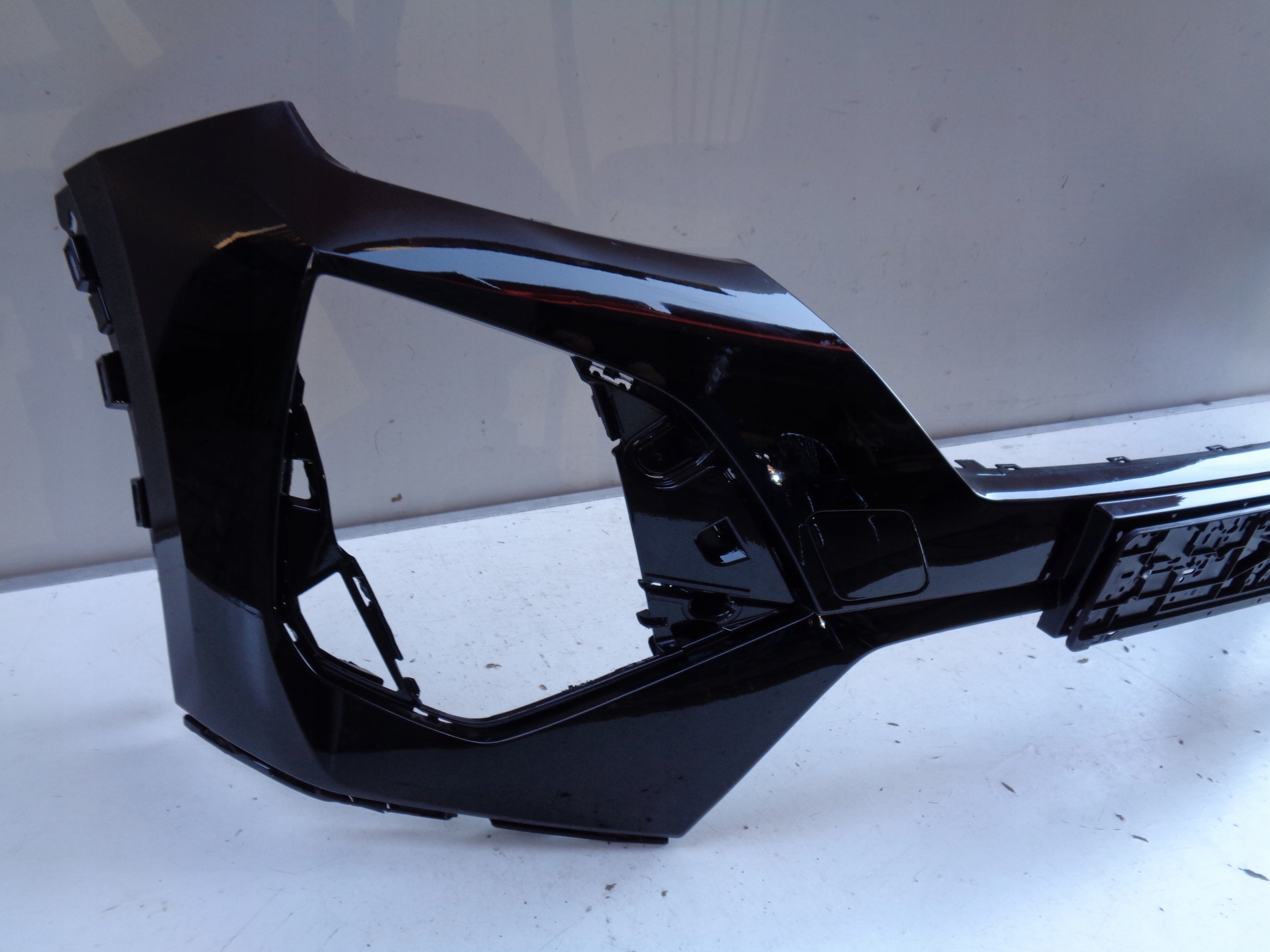 front bumper PEUGEOT 2008 E-2008 24- NR 41313