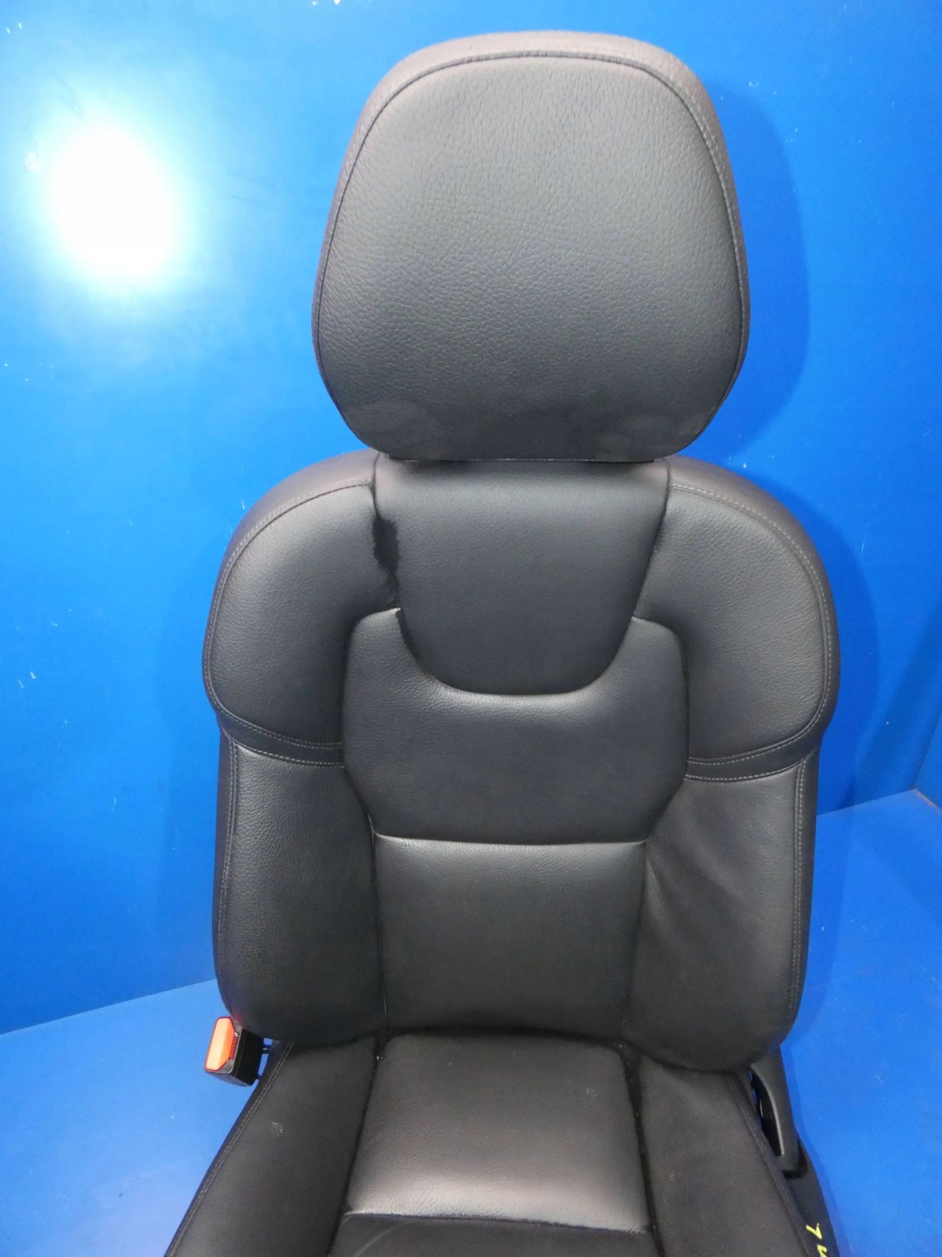 VOLVO V90 II S90 seat driver´s left front PODGRZEWANY
