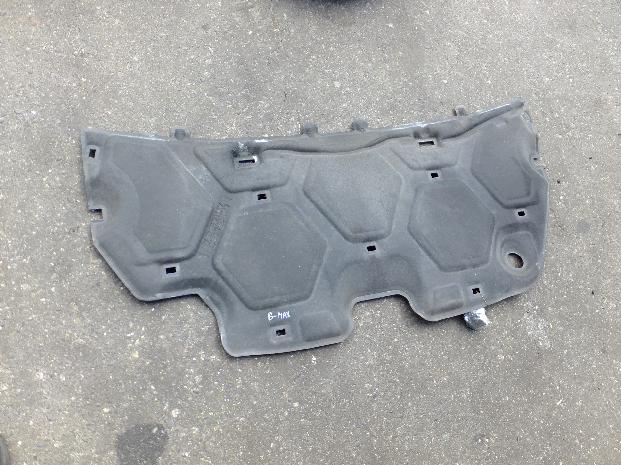 insonorisation du capot ford b-max 2013r