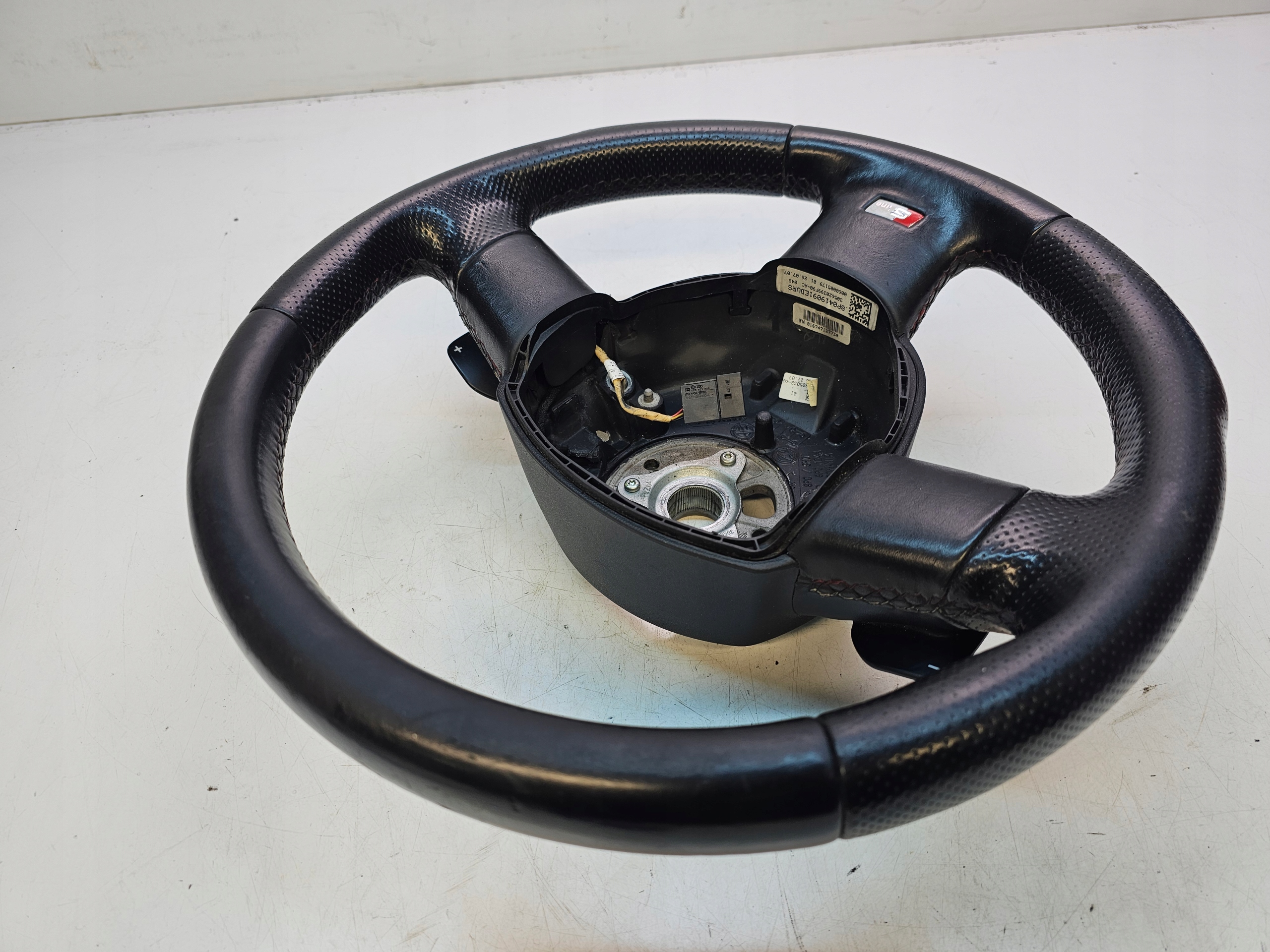 lenkrad Leder AUDI A3 A4 A6 8P0419091ED URS *6*