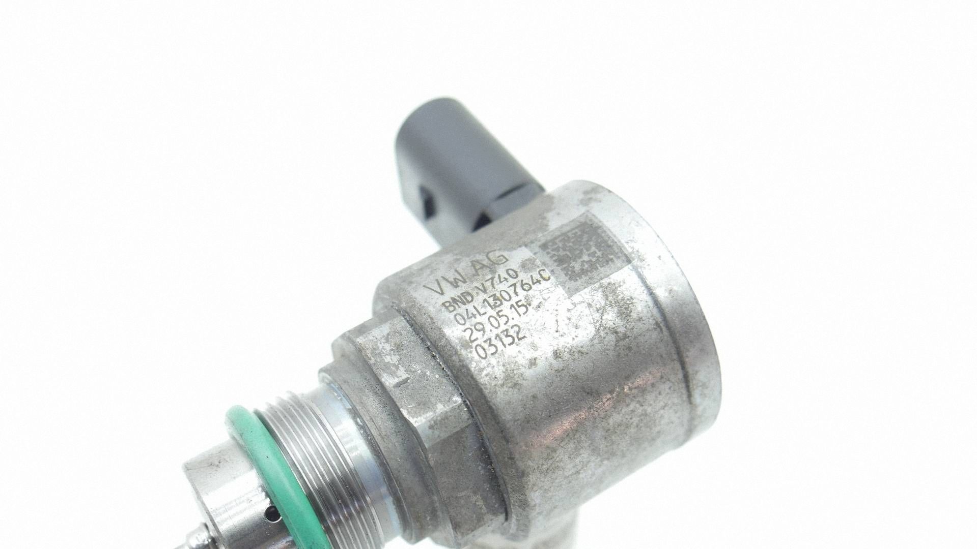Sensor Sensor REGULATOR Druck des Kraftstoffsbehälters VW PASSAT B8 2.0 TDI 04L130764C
