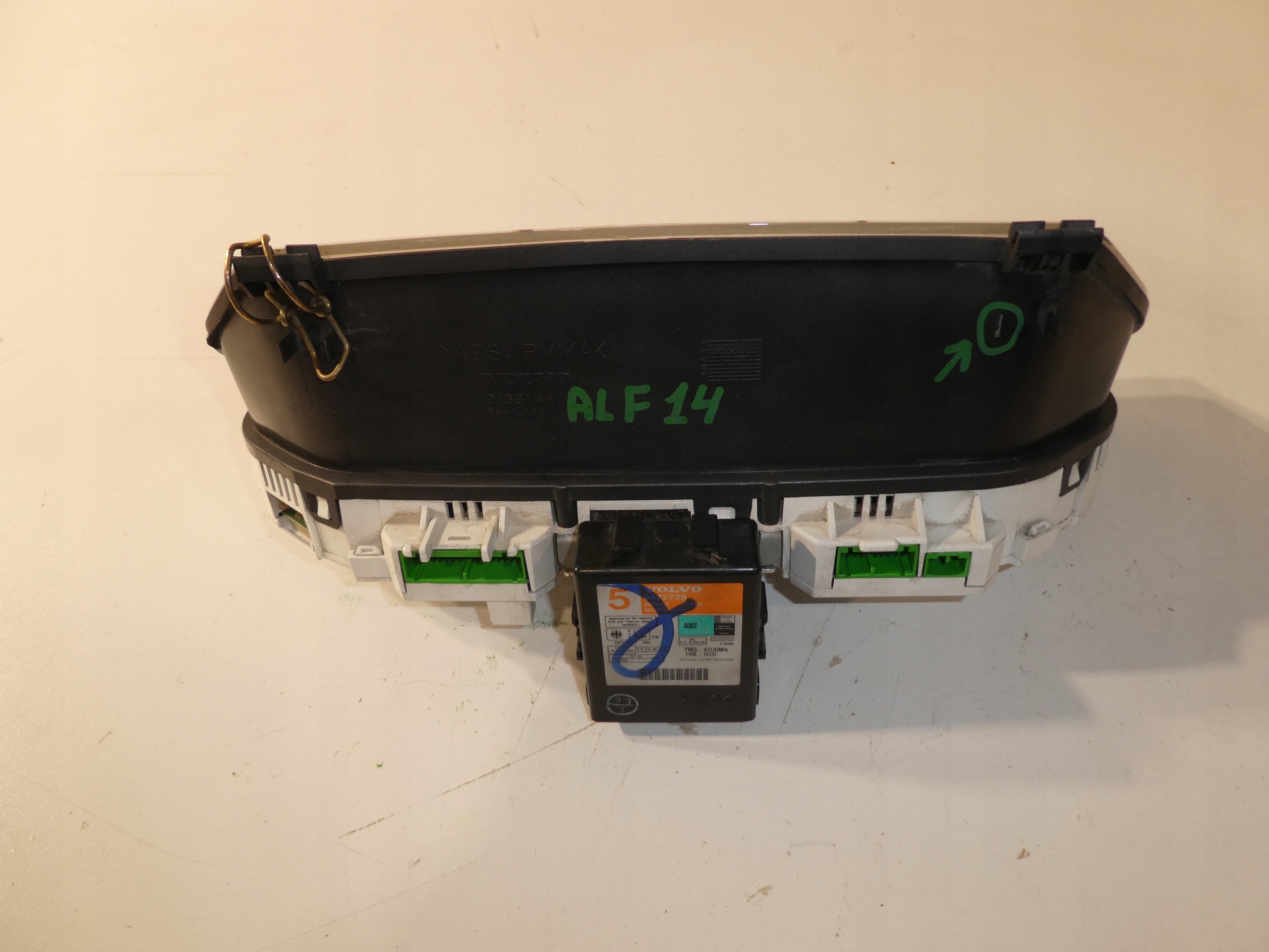 dials dials VOLVO C70 and 9451530