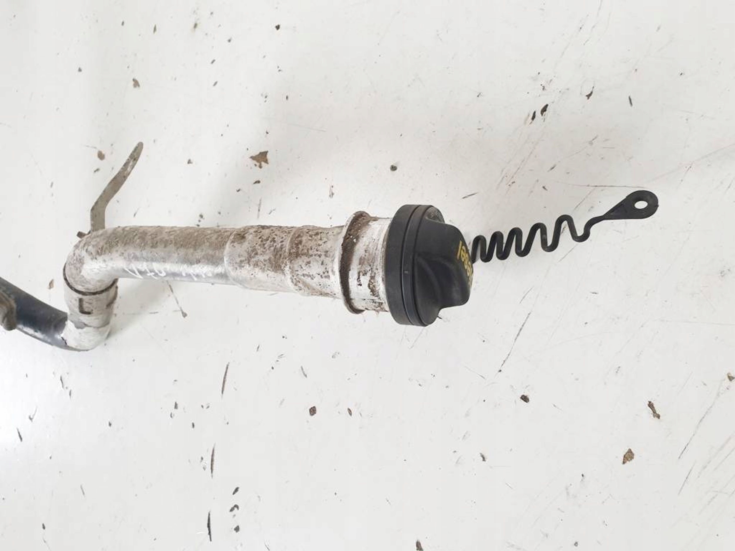 Volvo V70 III 2011r 2.0 D3 Rura wlewu paliwa Typ silnika Diesel