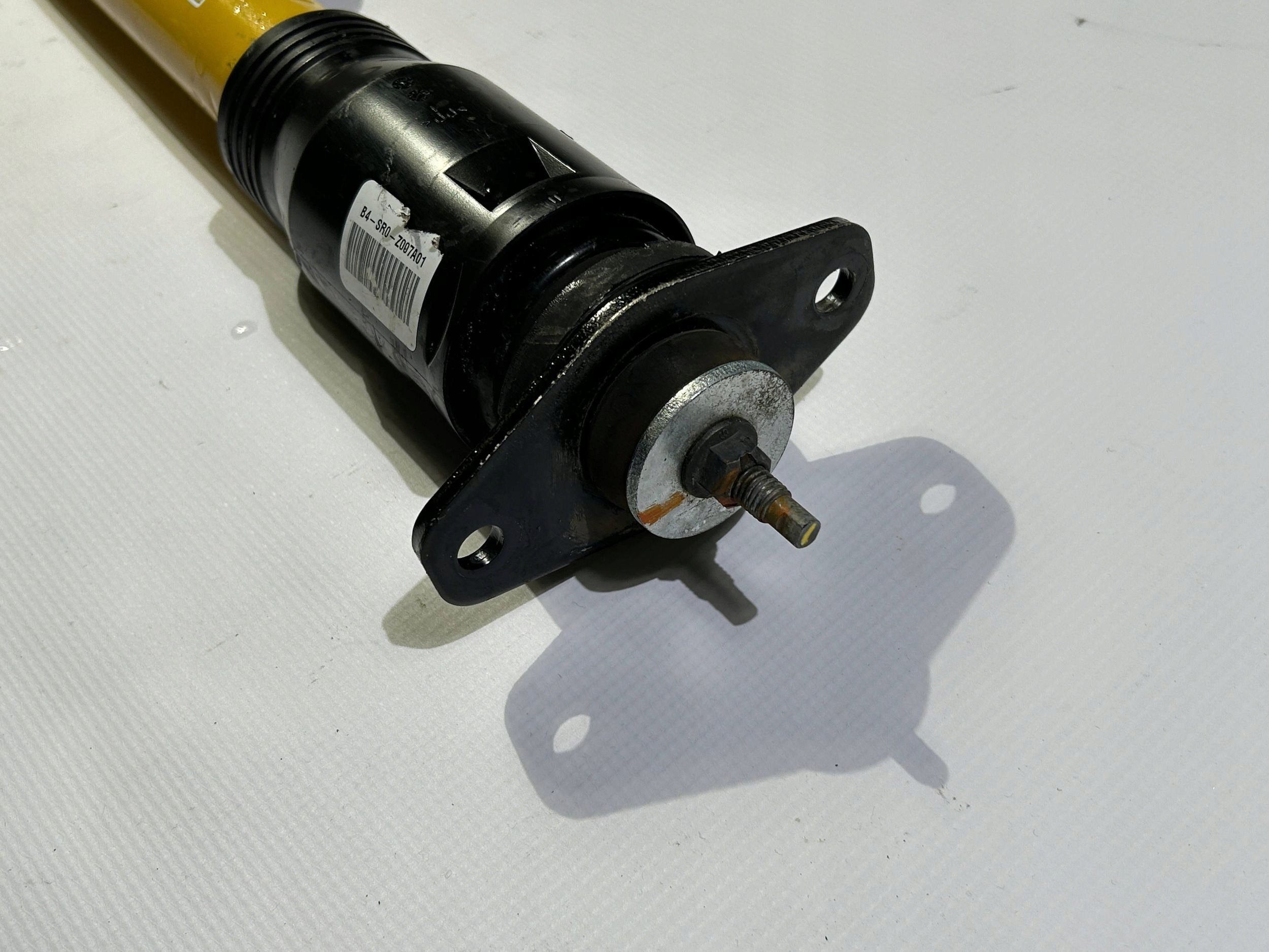 shock absorber rear part rear right Dodge Charger Challenger SRT Hellcat 2015