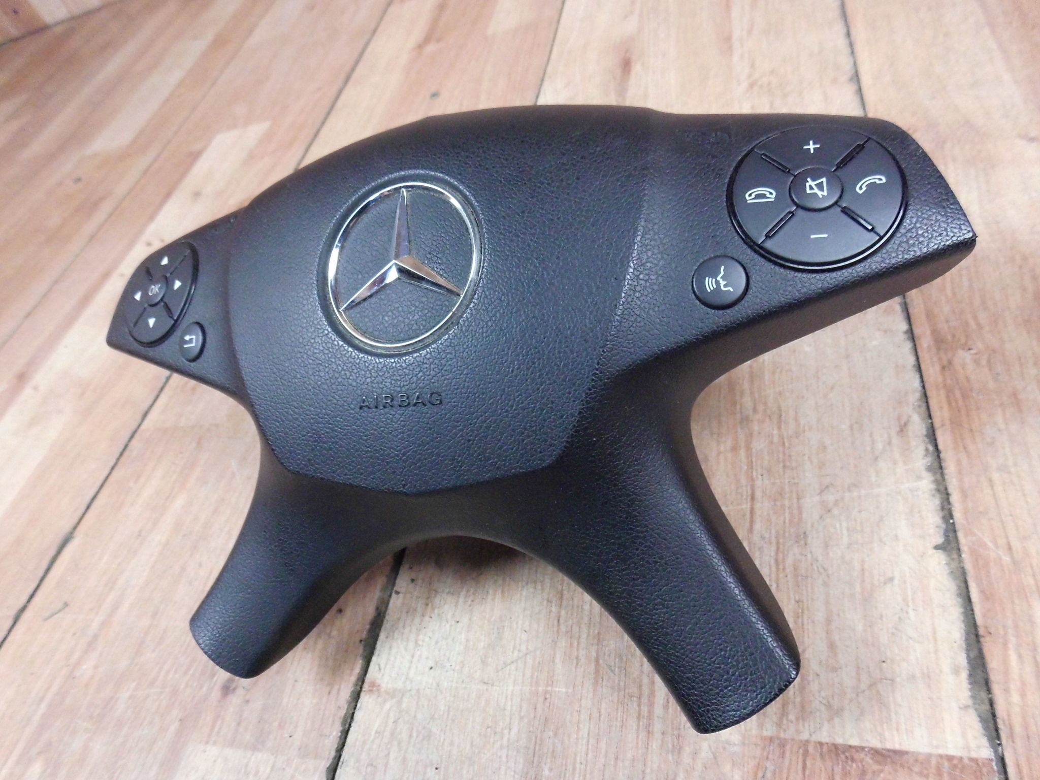 Mercedes C-Klasa 204 airbag Airbag Deckel
