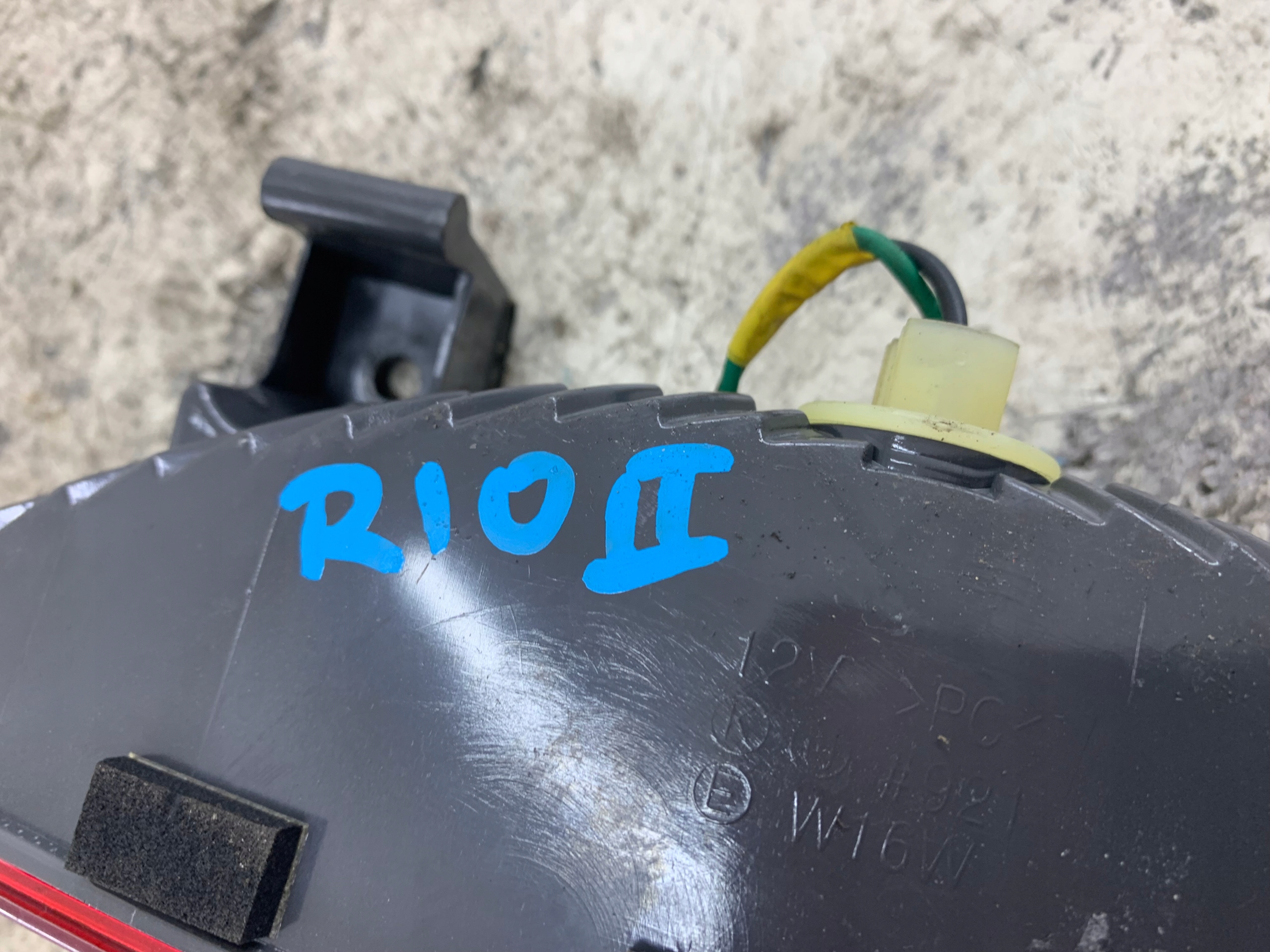 KIA RIO II light STOP STOPU rear part