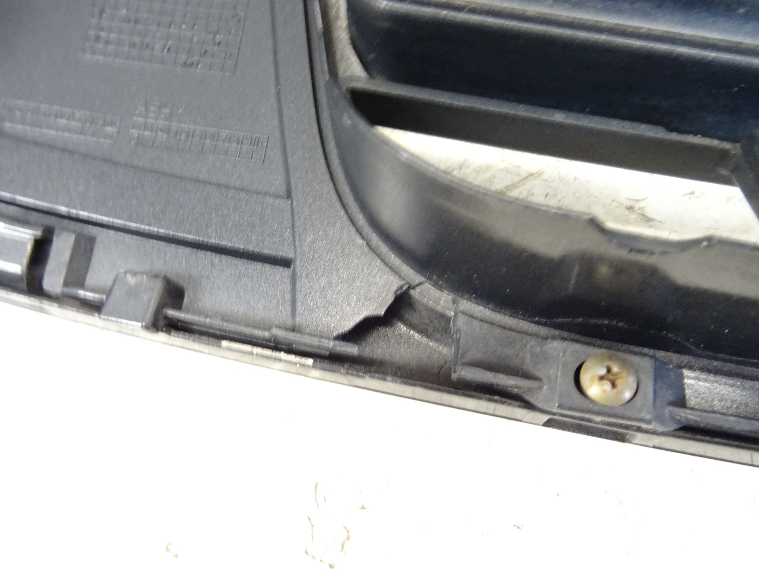 grill grille front front NISSAN NAVARA IV 4 62310-5JU1B