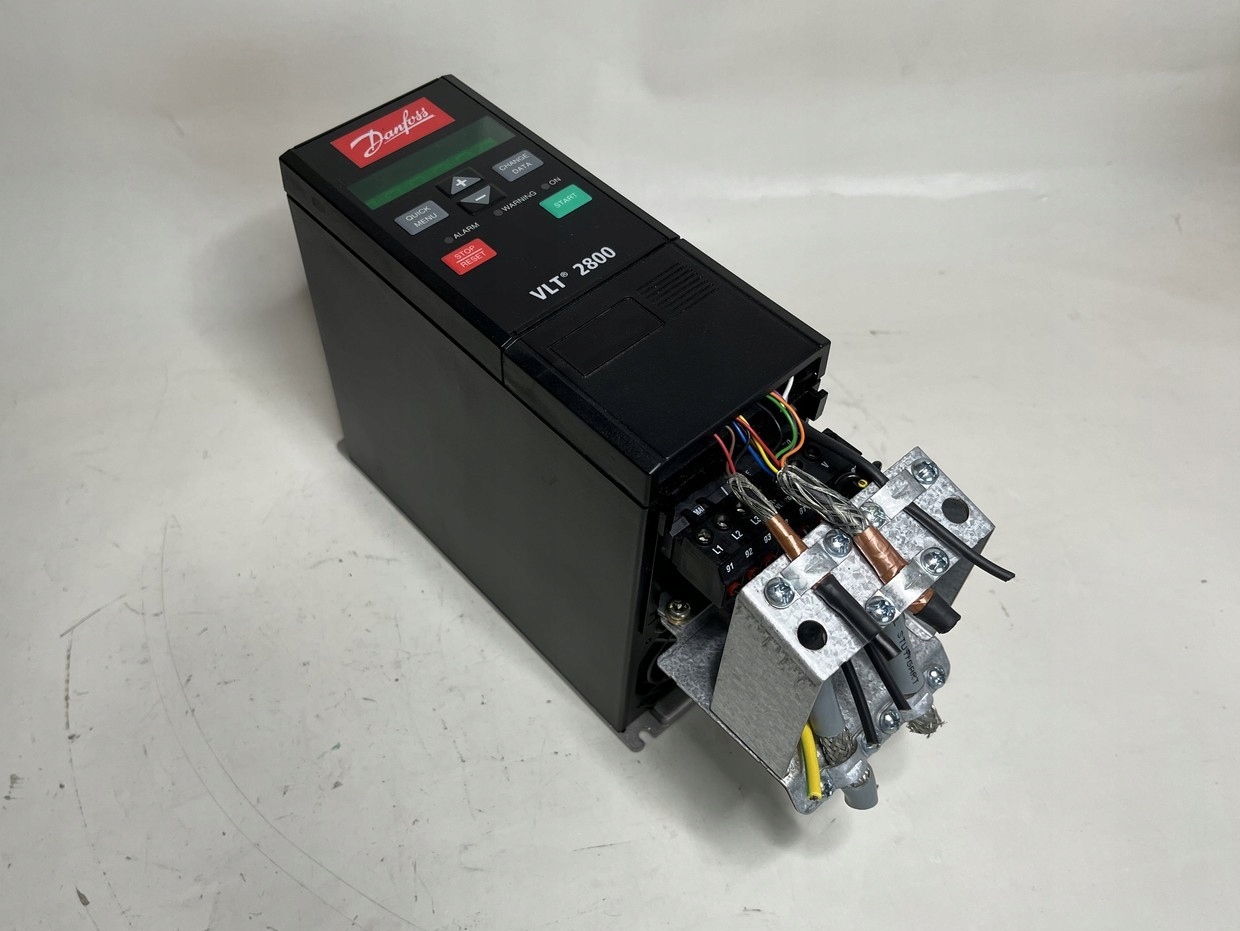 Falownik DANFOSS VLT2800 inwerter przekształtnik