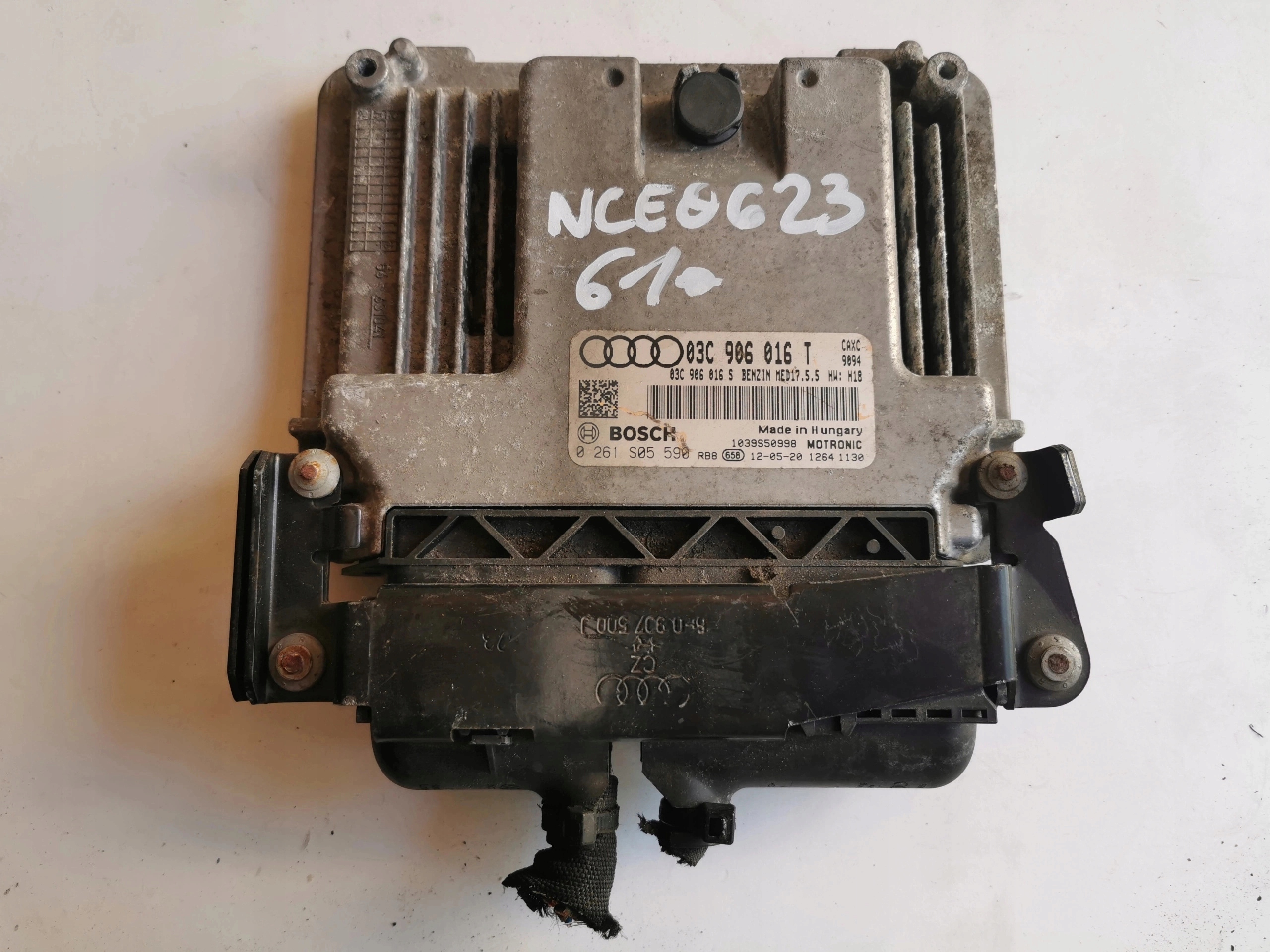 VW GOLF VI AUDI ECU 03C906016T 03C906016S 0261S05590 computer