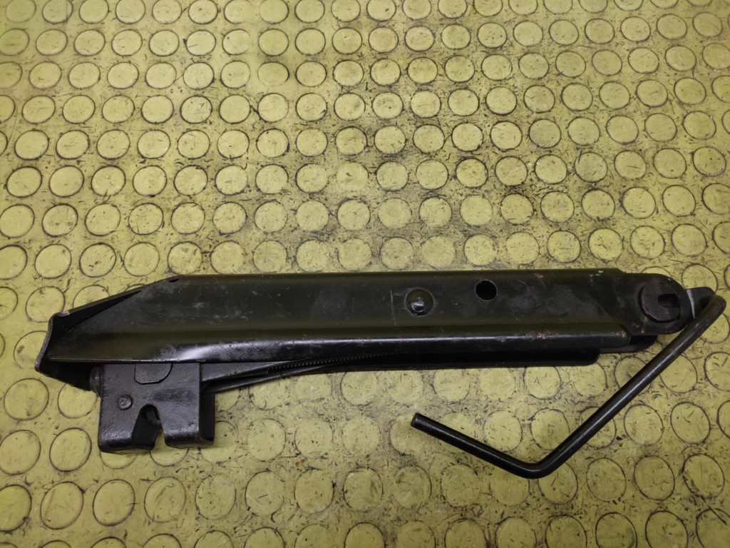 OPEL ASTRA H lift 90473040