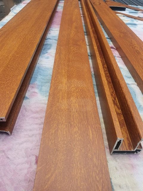 PROFIL 100X20mm ocynk, złoty dąb 1 mb dostępny od ręki Kod producenta 100x20 ocynk złoty dąb 1 mb