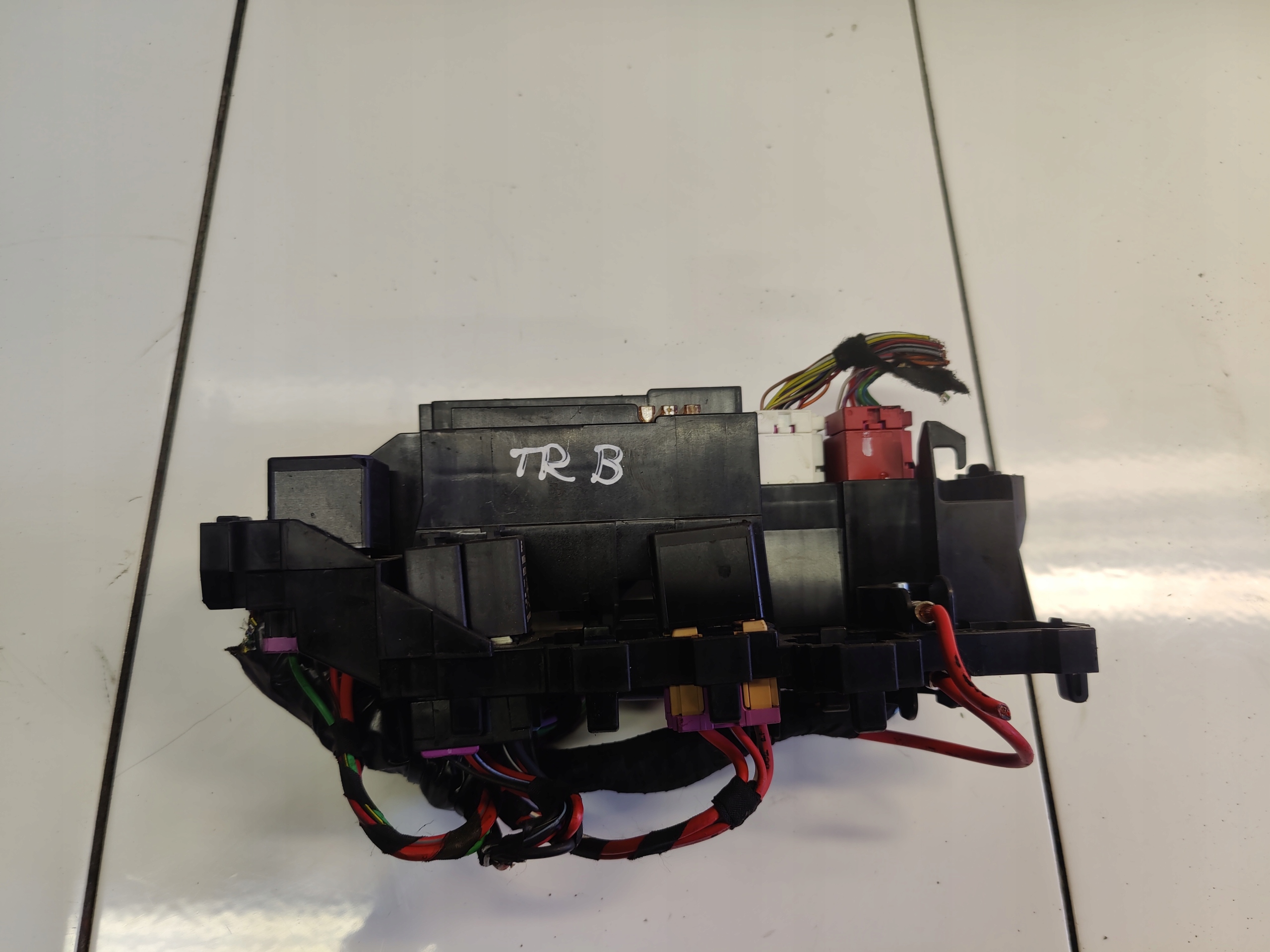 AUDI A4 B8 1.8 Kasten der Sicherungen